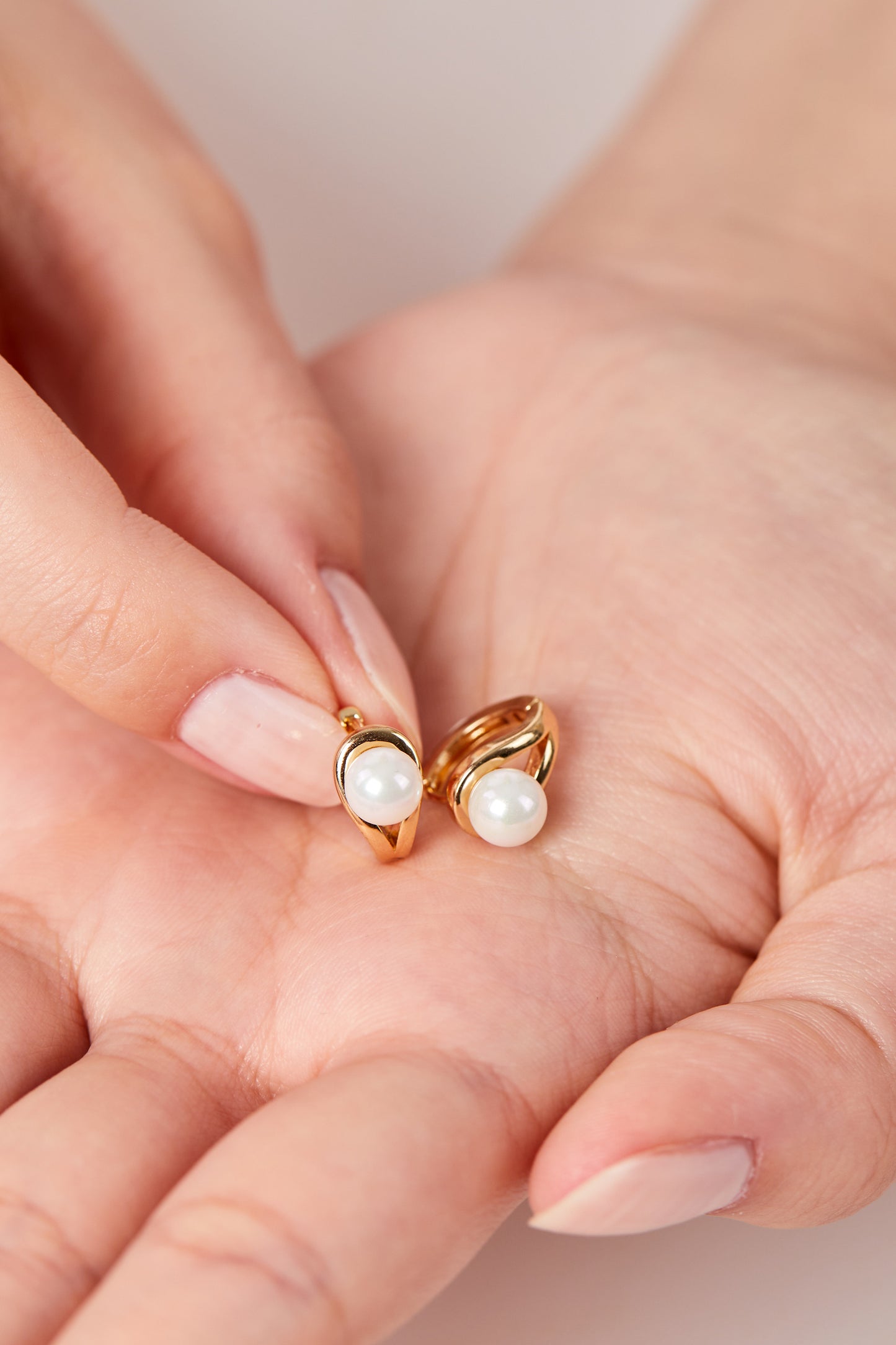 18K Gold Plated Pearl Elegant Earrings