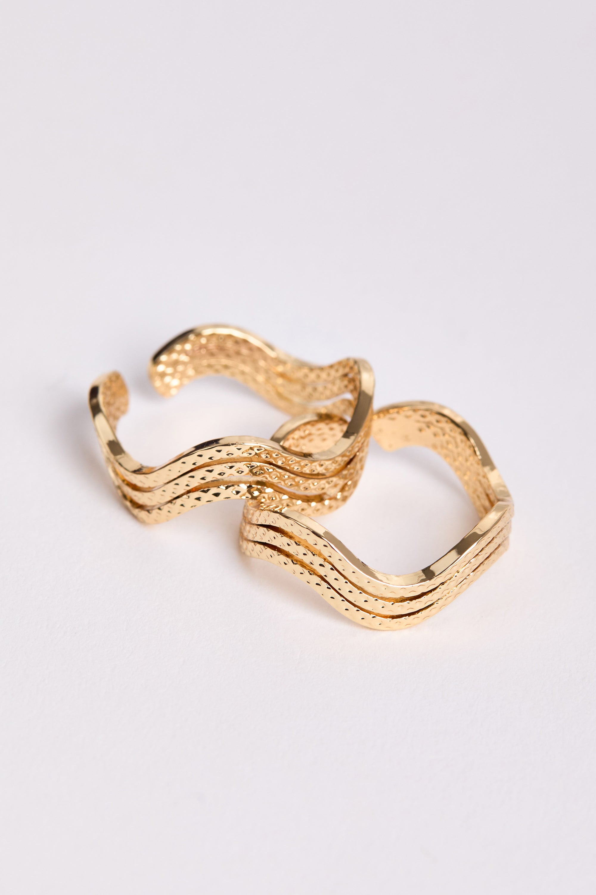 Modern Ring