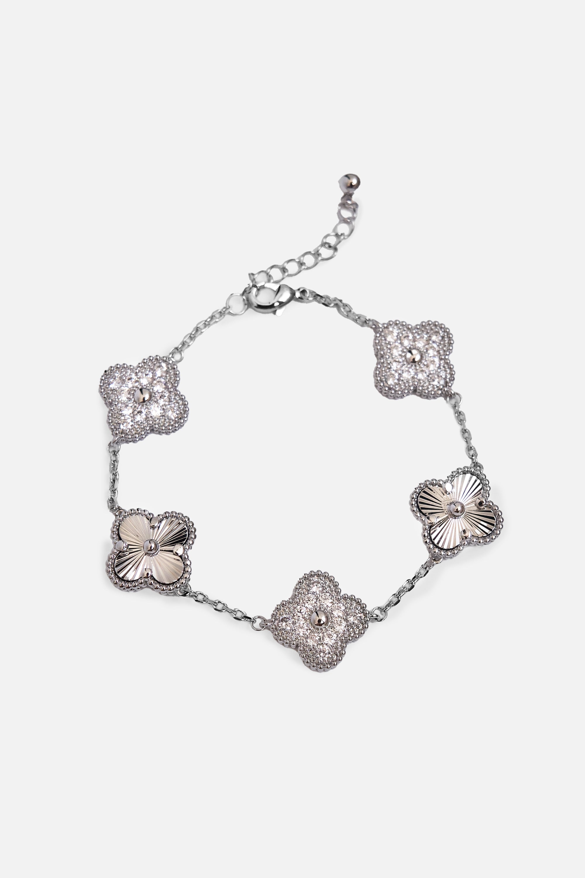 Rodyum Kaplama Luvia Yonca Bileklik