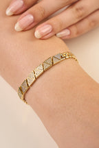 Xuping Oliu Bileklik