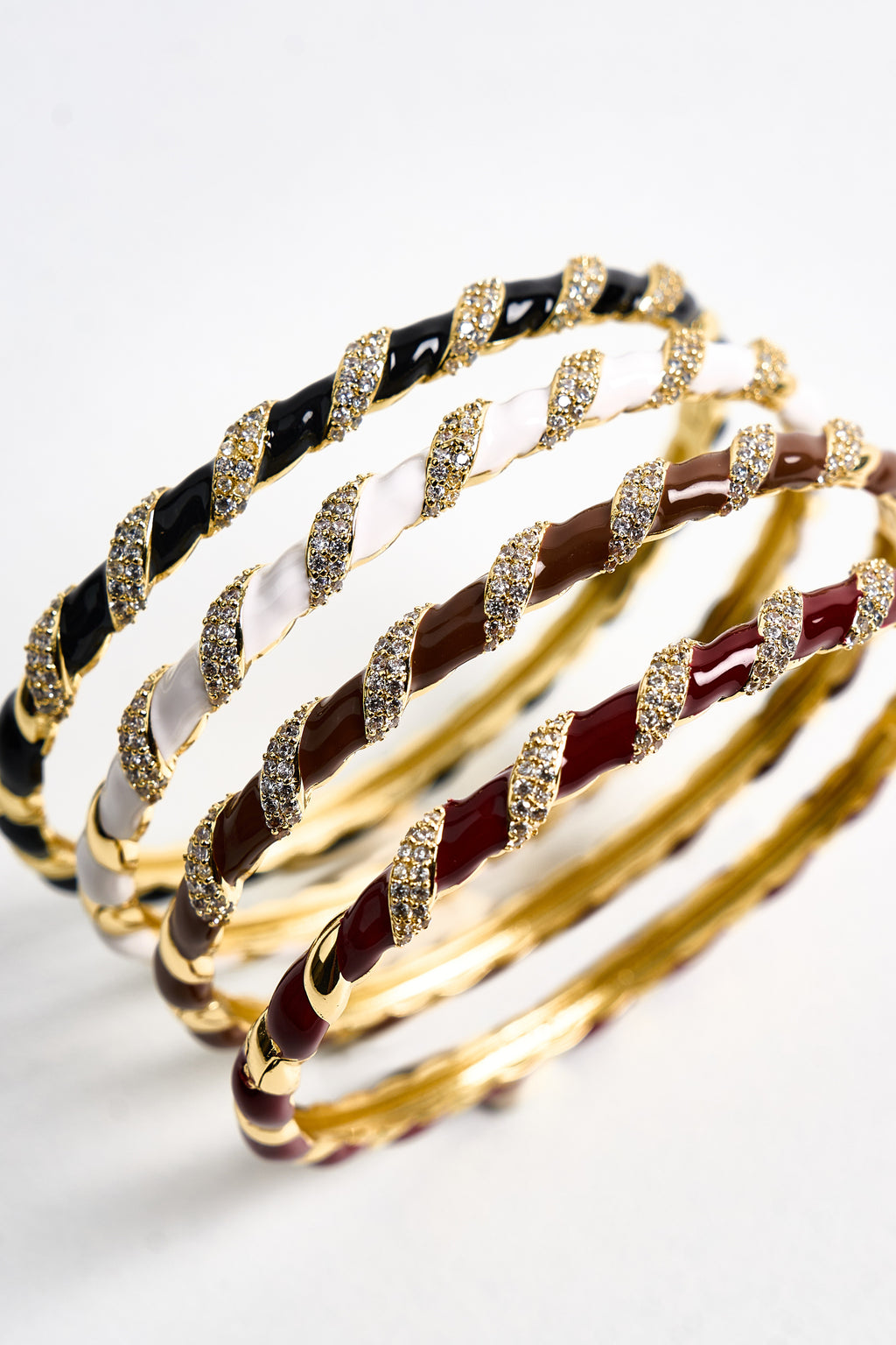 Özel Seri Twist Shine Bileklik