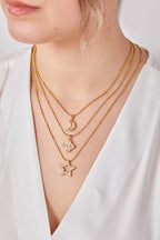 22 Ayar Altın Kaplama Tasarım Yıldız Kolye