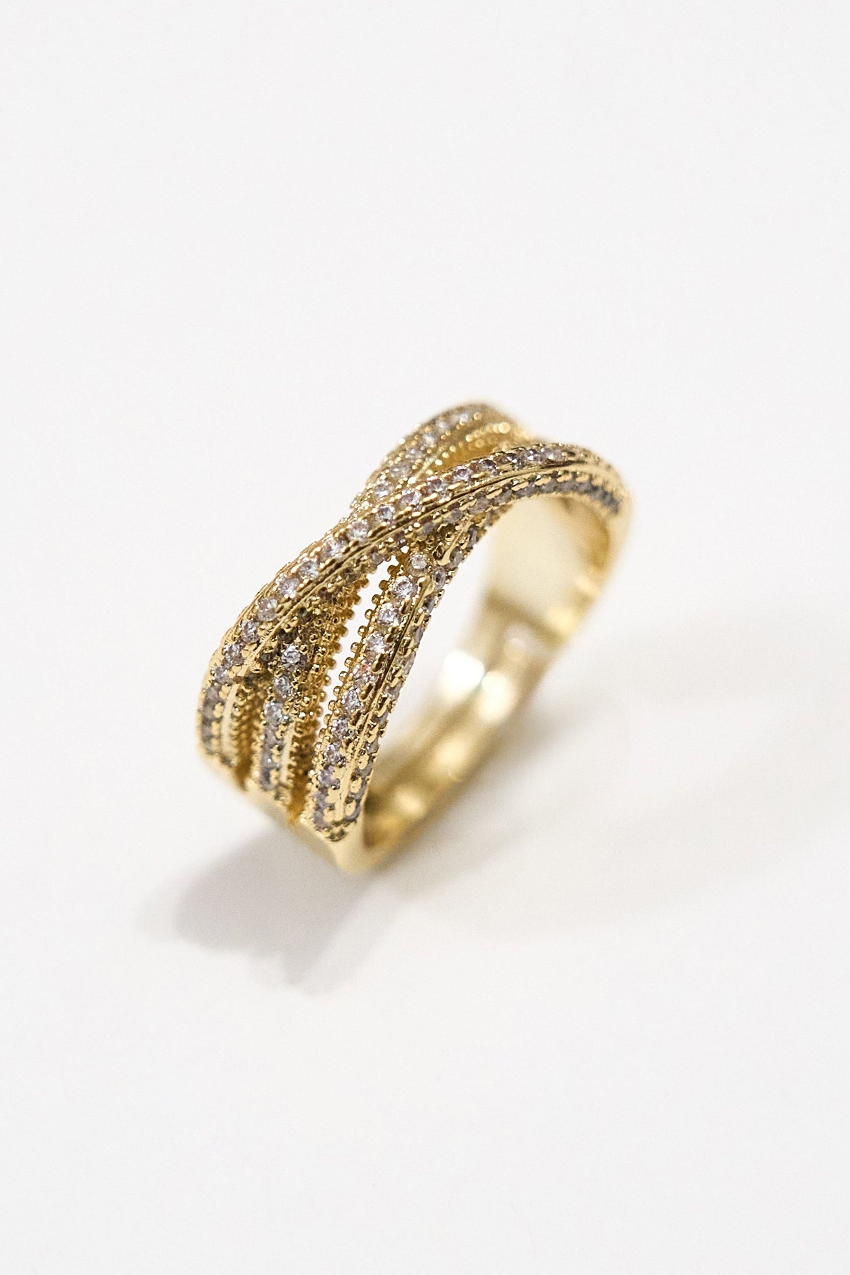 Taşlı Zarif Yüzük Gold