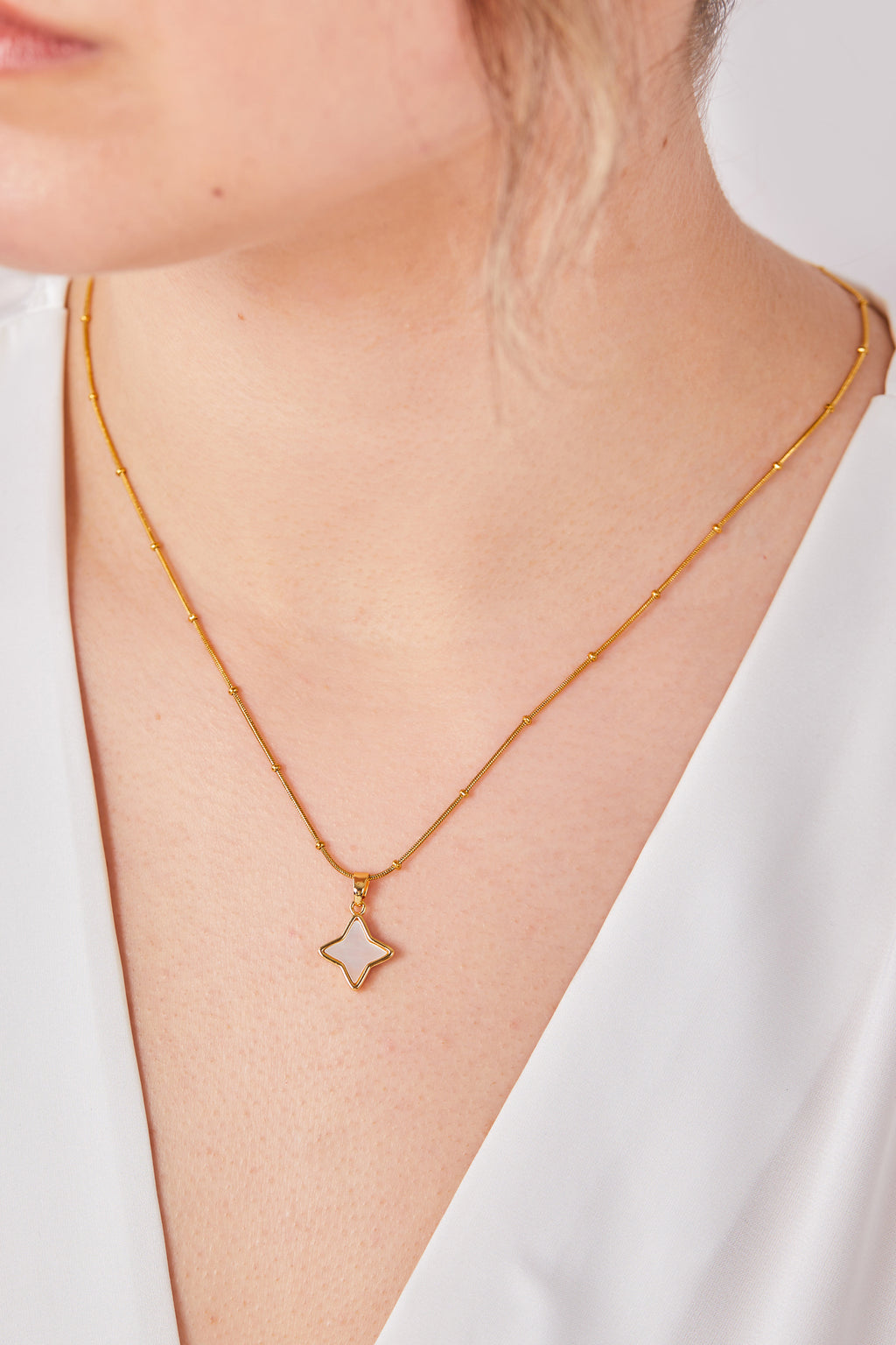 22 Carat Gold Plated Pearl Star Necklace