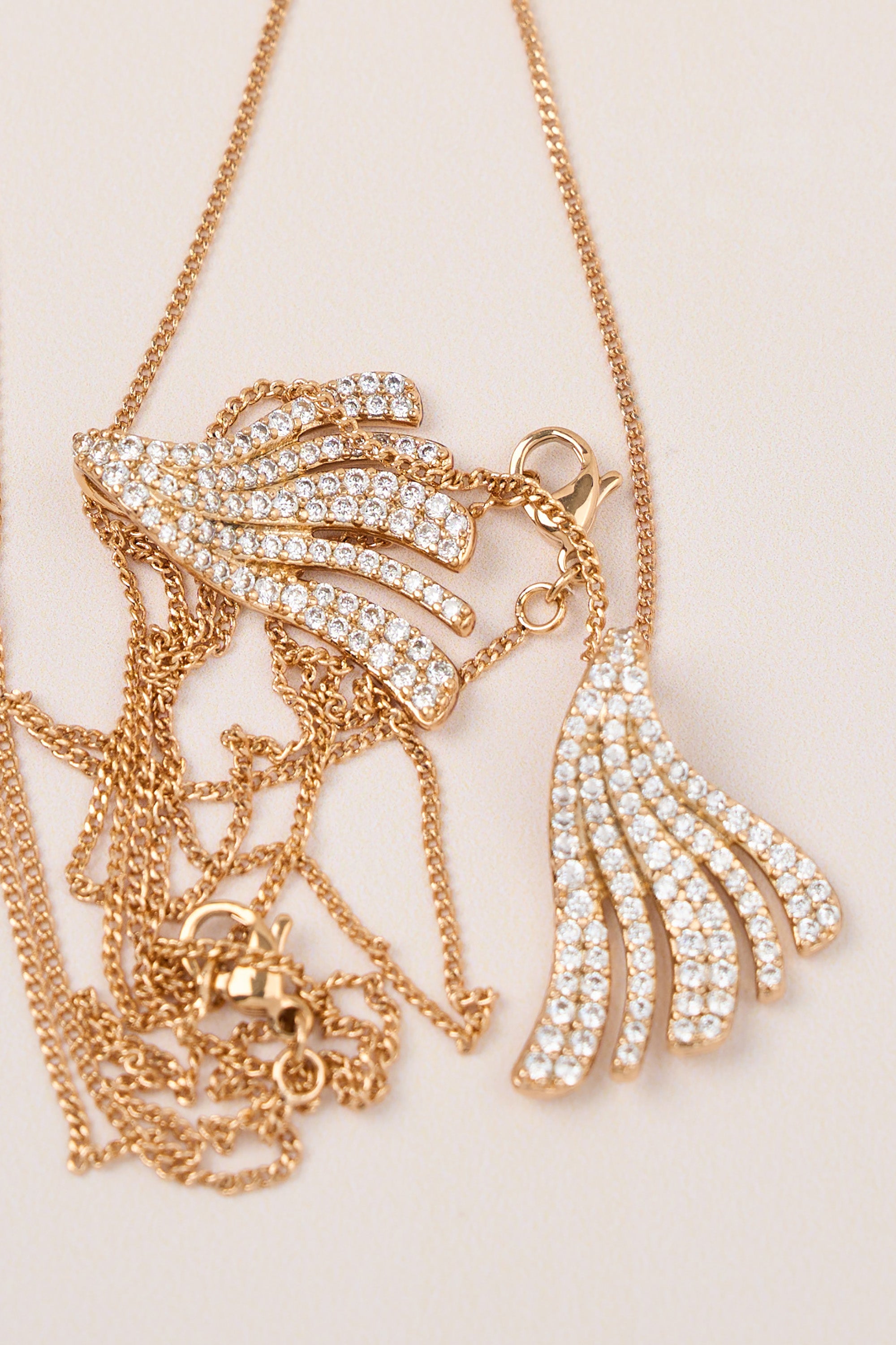 Xuping Zirkon Taşlı Yela Kolye