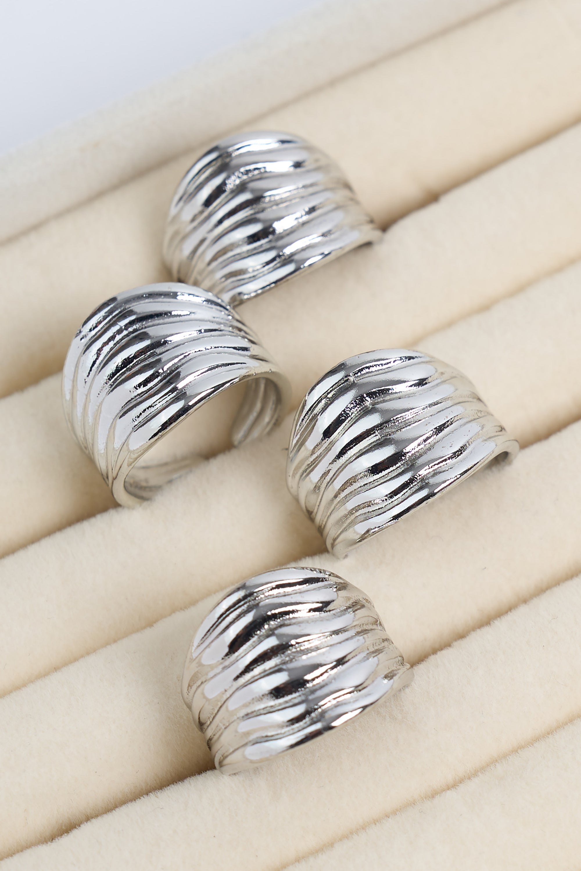 Glovi Yüzük Silver