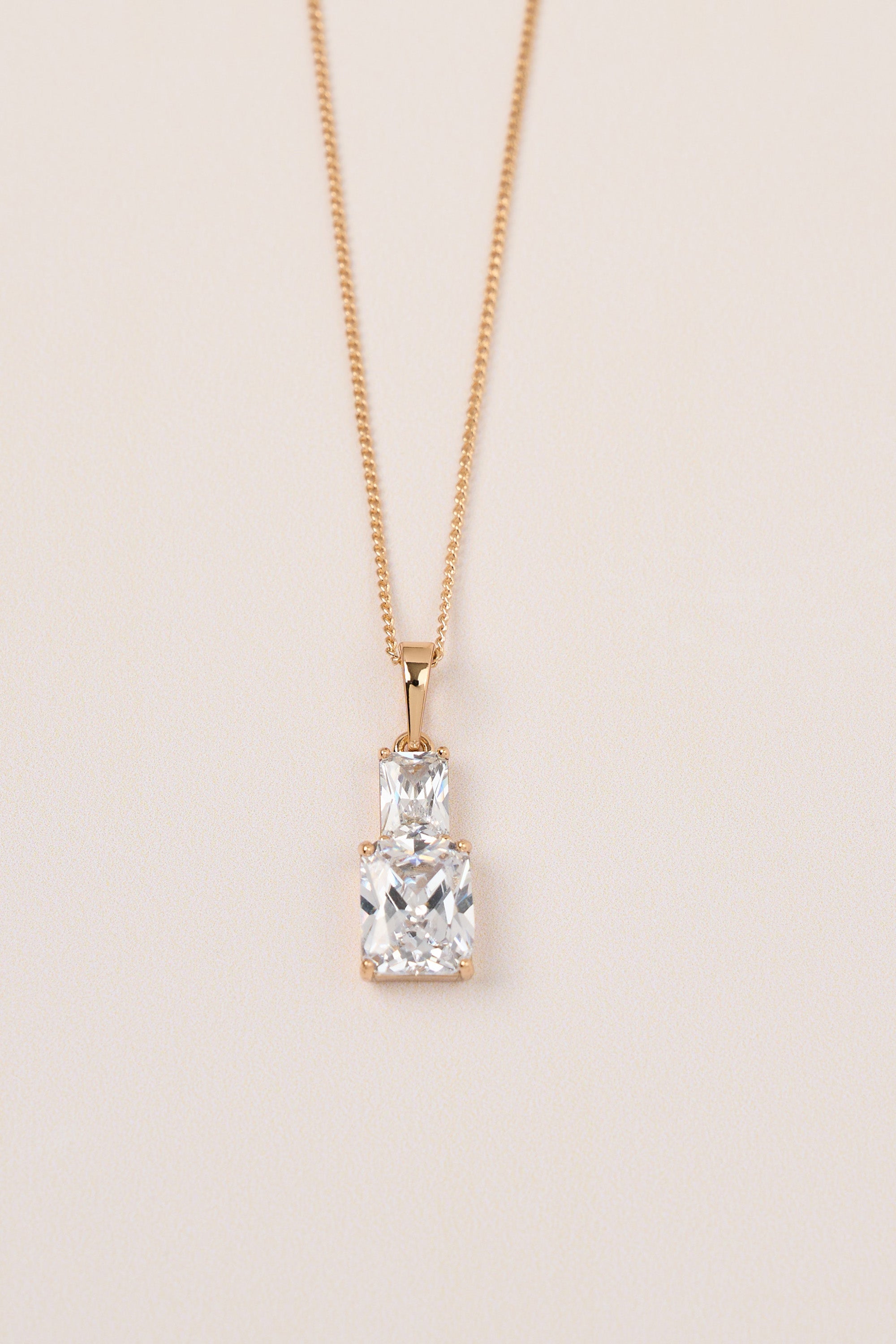 Xuping Baguette Model Necklace Gold