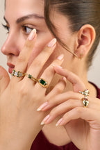 Rodyum Kaplama Yeşil Taşlı Loi Yüzük