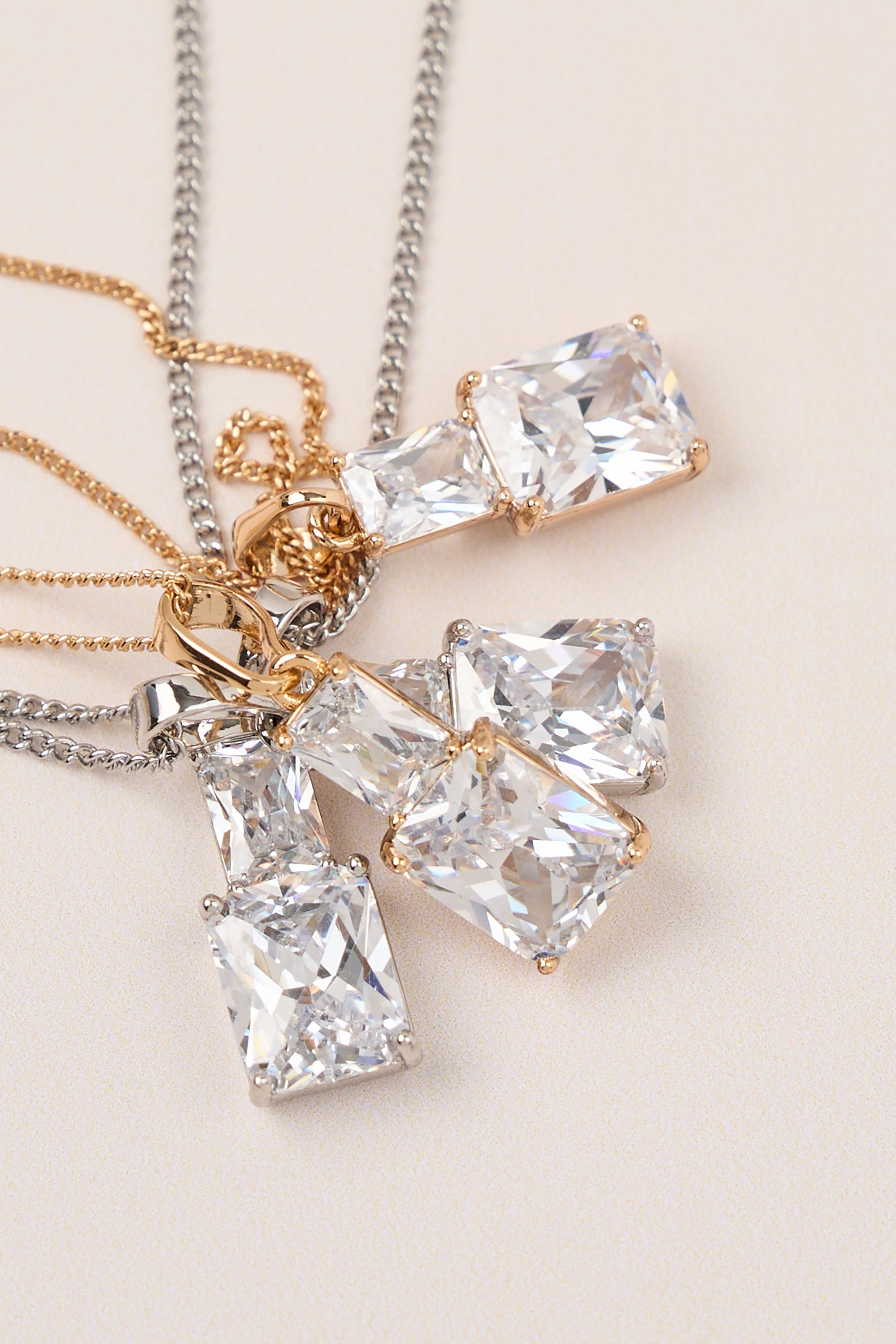Xuping Baguette Model Necklace Gold