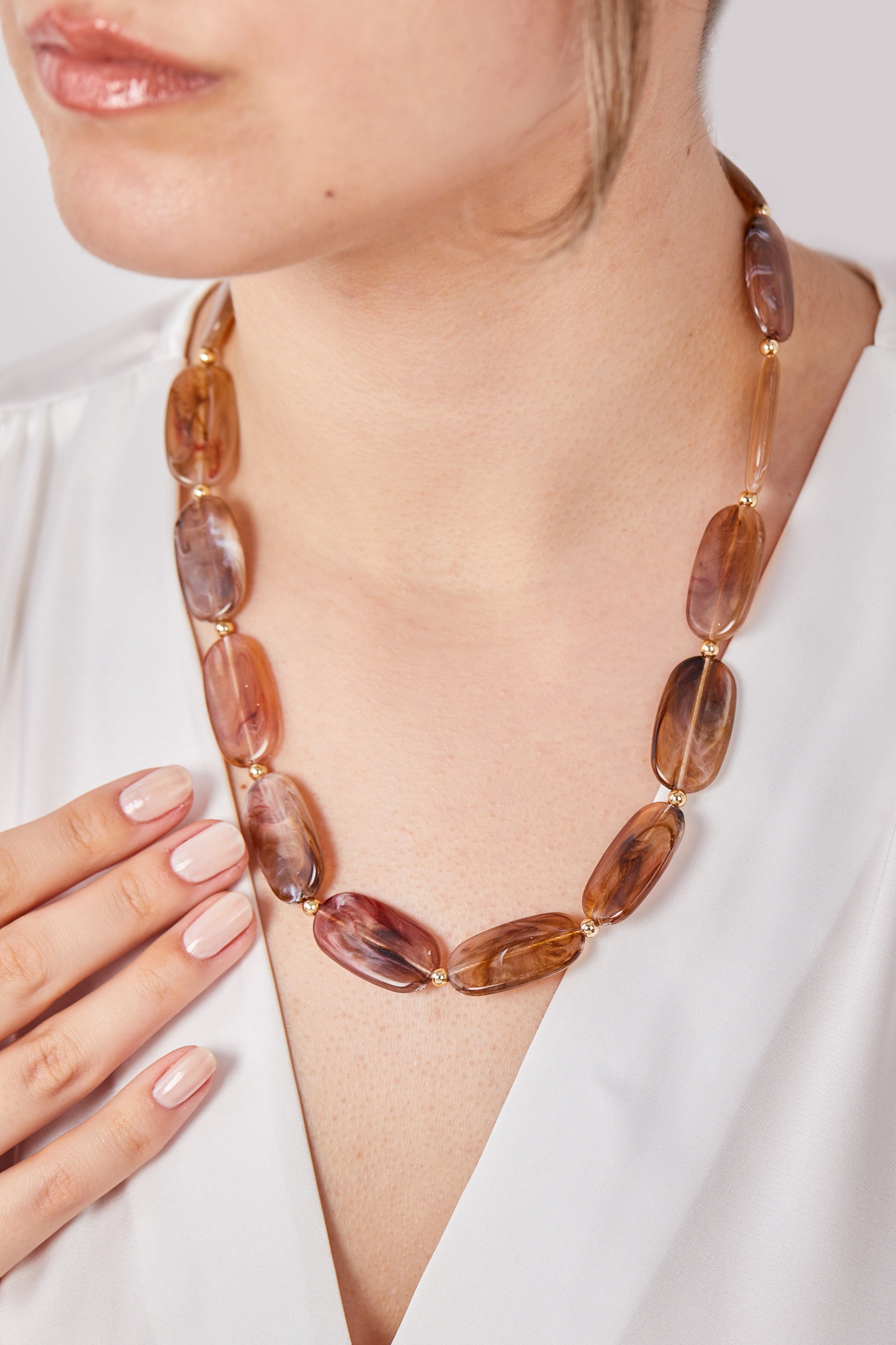 Flat Bead Necklace Brown