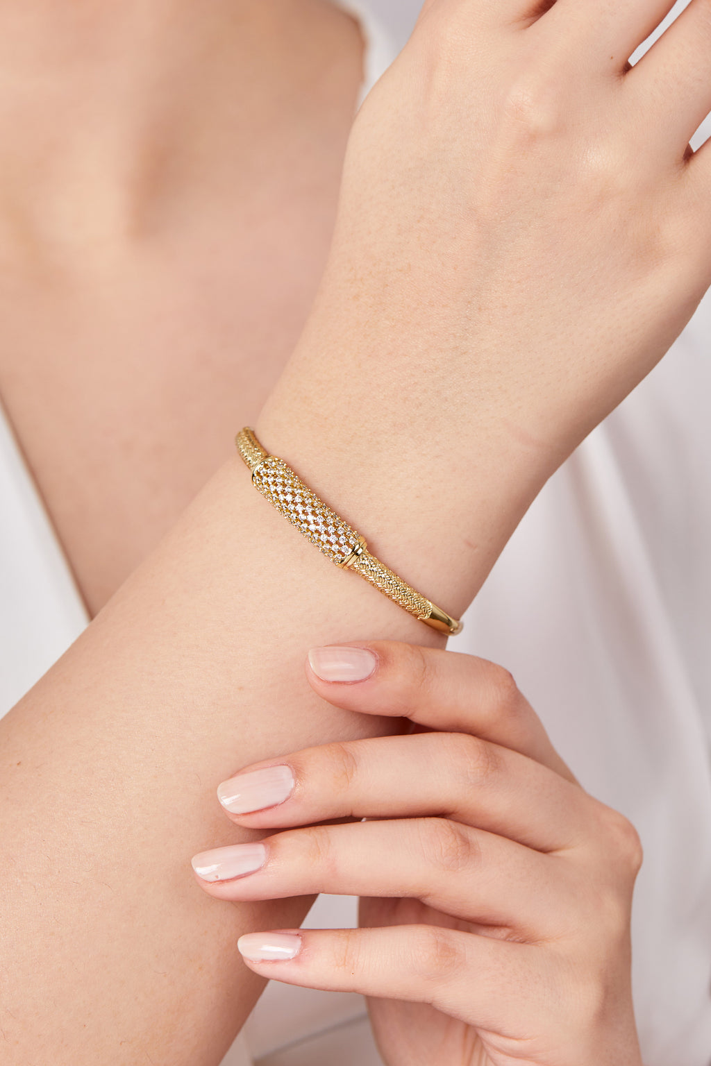 Xuping Cuff Bracelet with Diamond Center