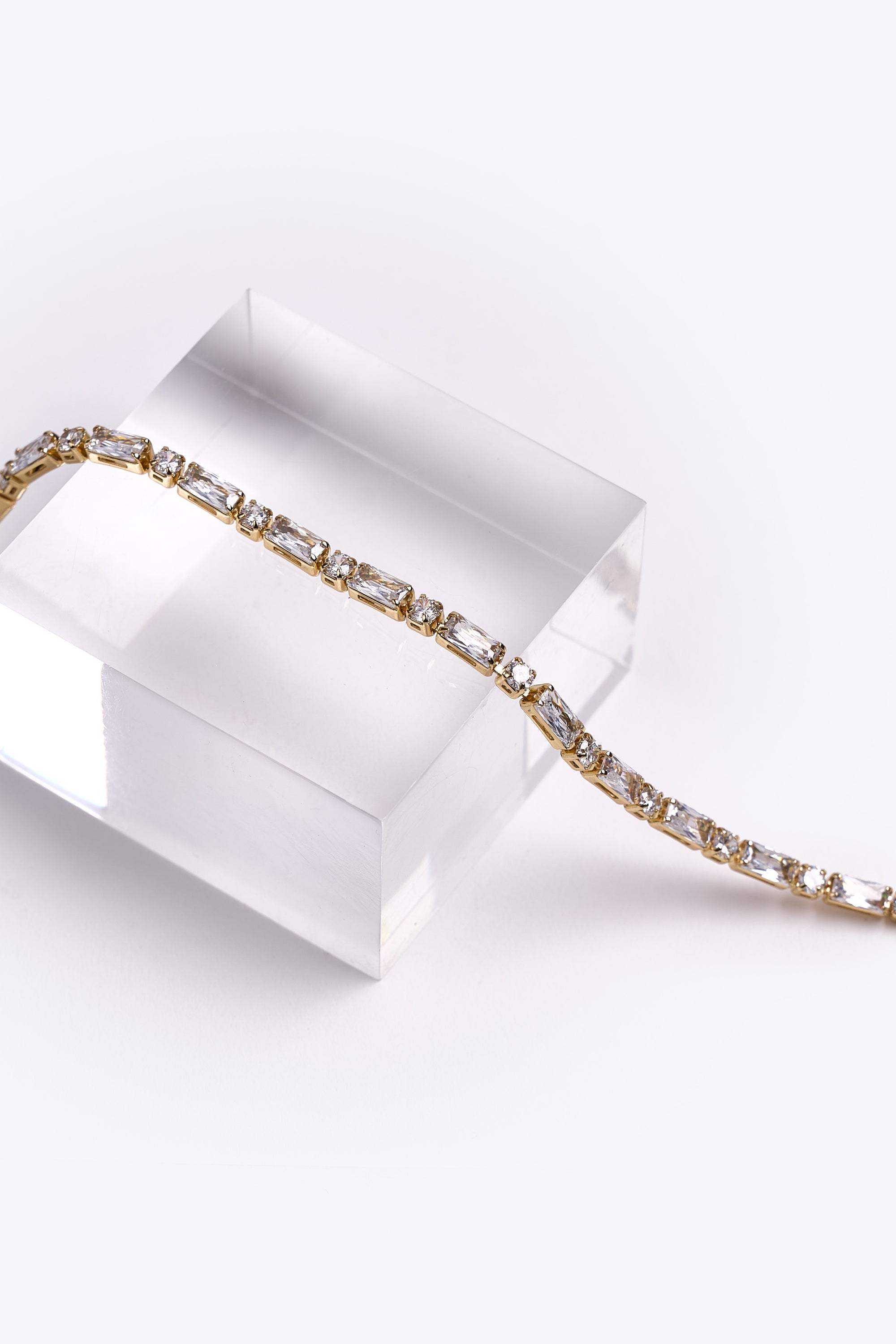 Xuping Su Yolu Bileklik