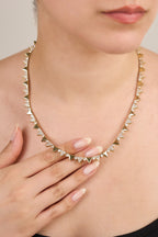 VIP Üçgen Taşlı Kolye