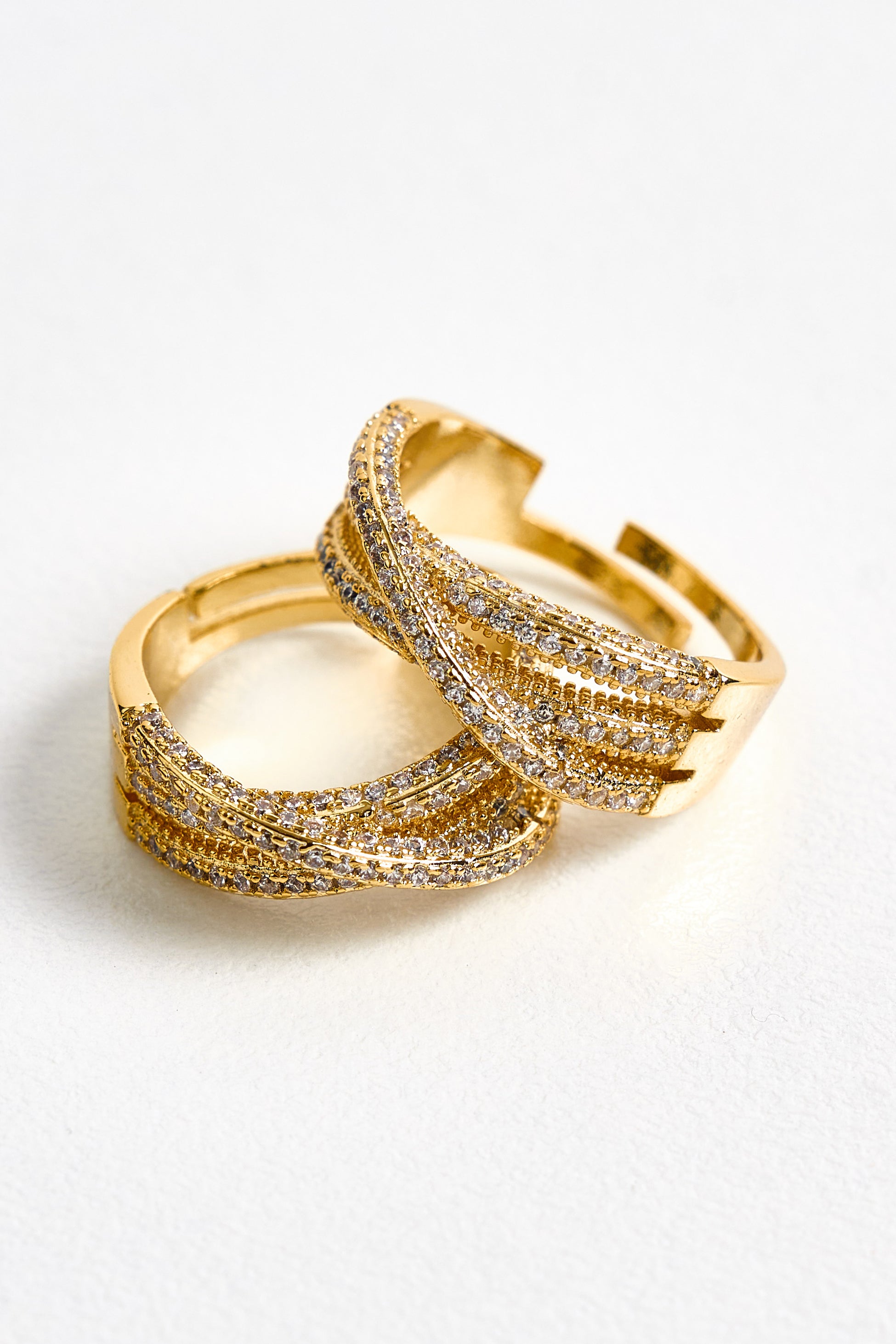 Taşlı Zarif Yüzük Gold