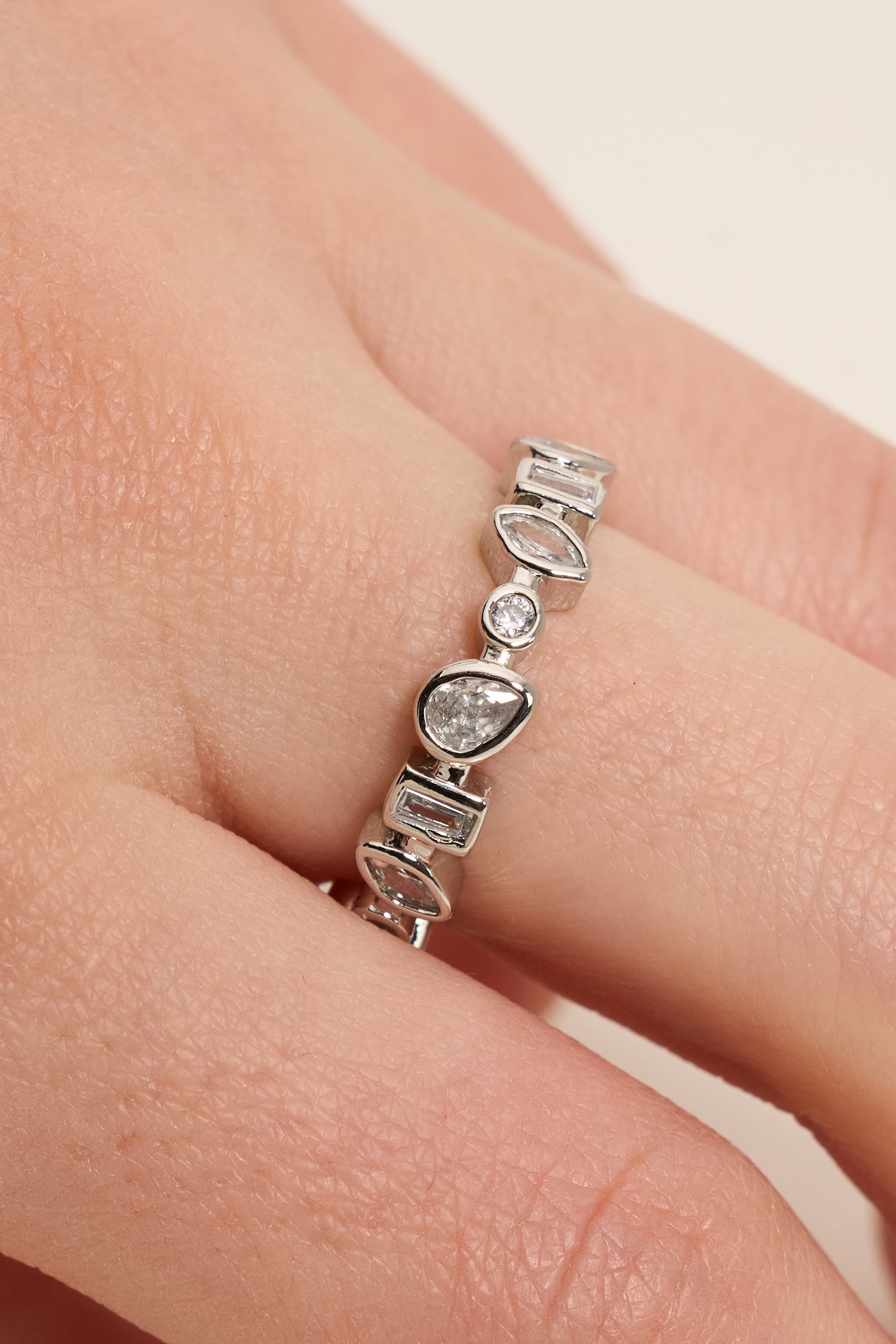 Sırataşlı Damla Yüzük