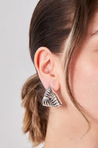 Modern Üçgen Küpe