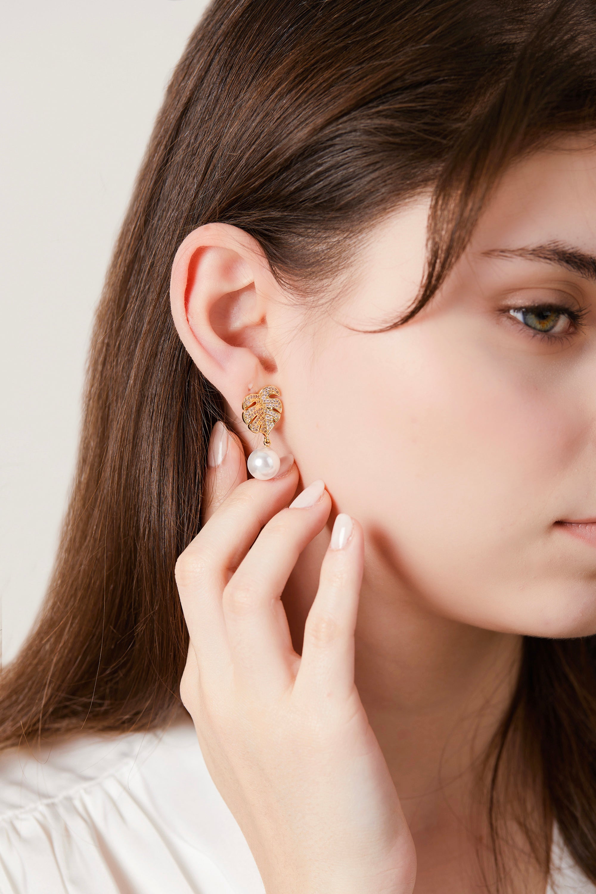 Leaf Pearl Earrings
