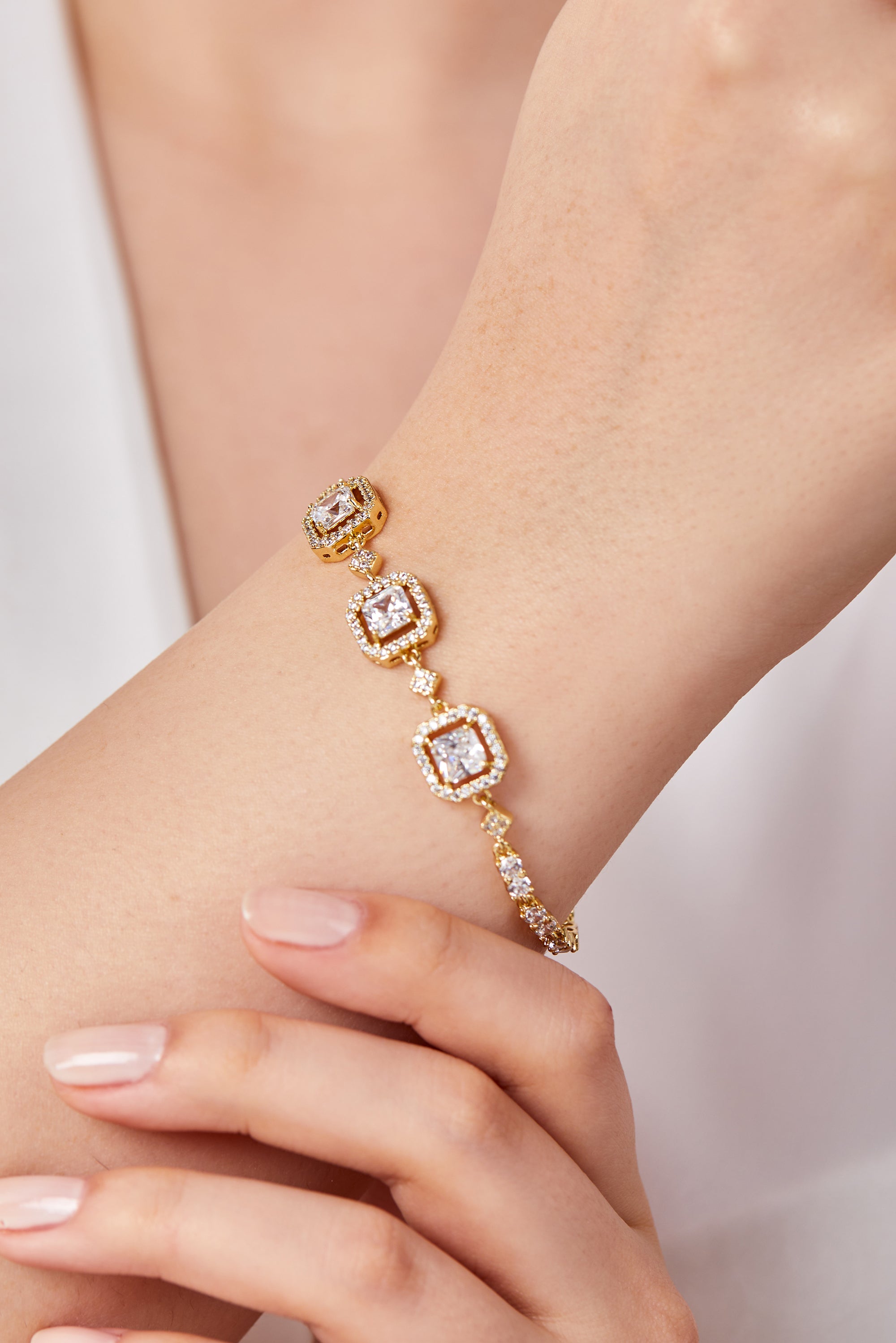 Xuping Zircon Stone Baguette Bracelet
