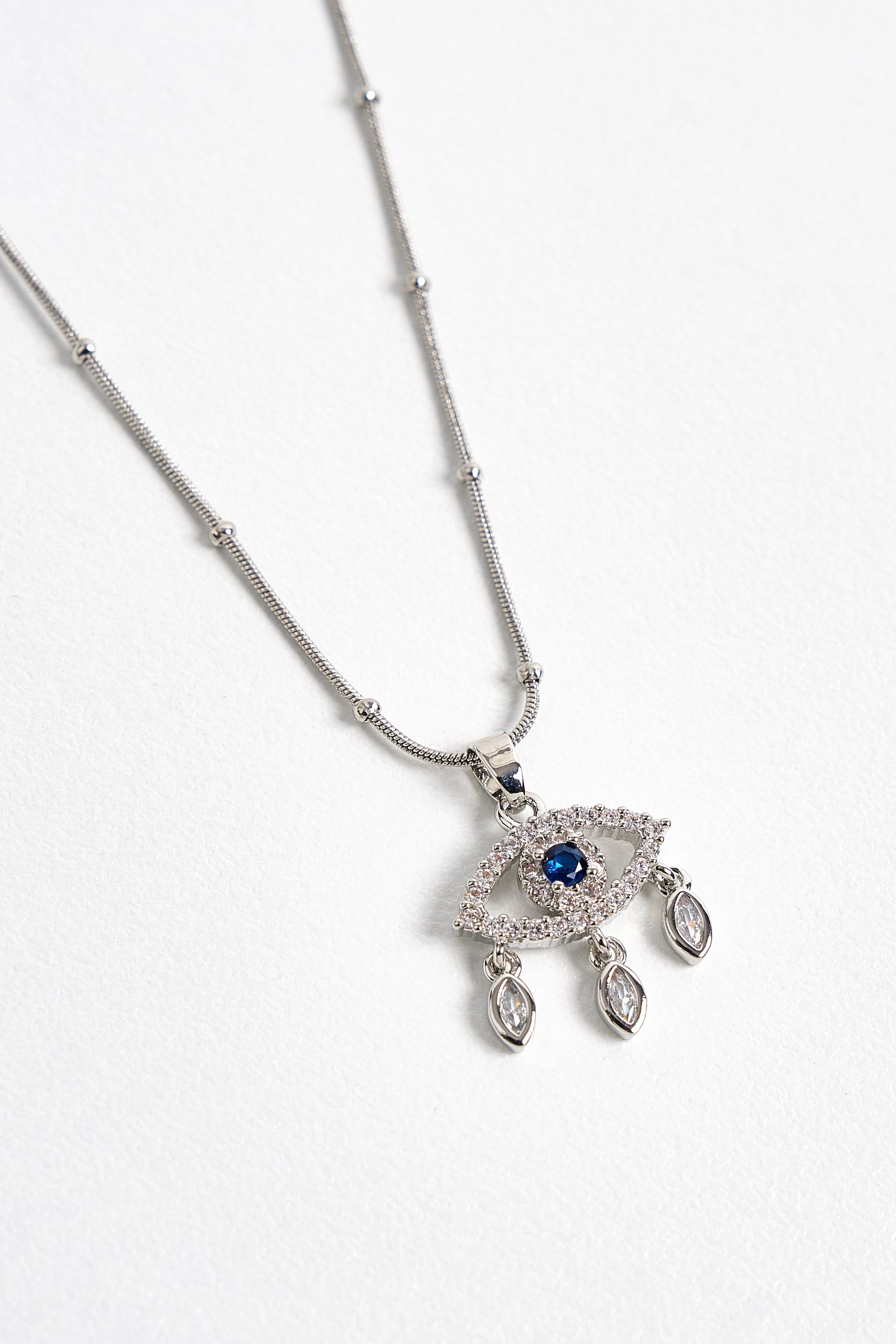 Çelik Taşlı Göz Kolye