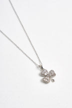 Çelik Zirkon Taşlı Yonca Kolye