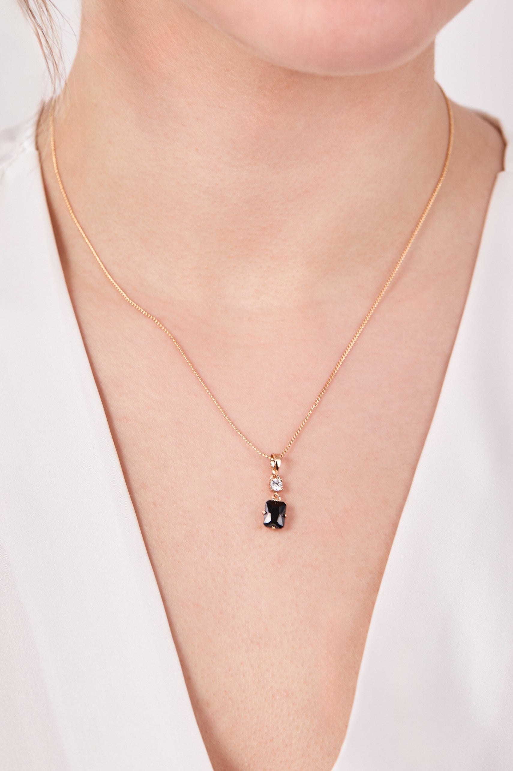 Xuping Baguette Model Diamond Stone Necklace Black