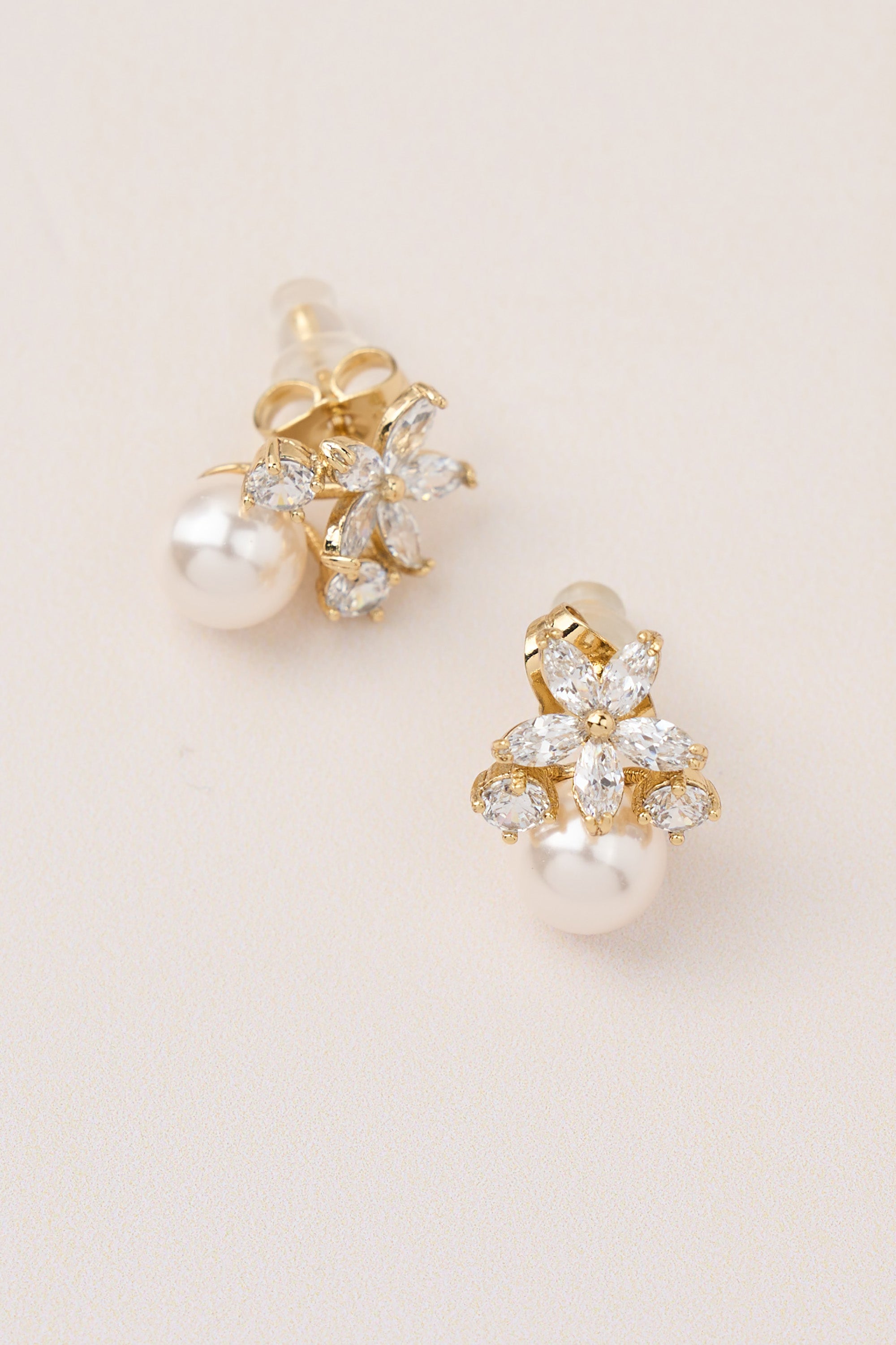 Xuping Pearl and Flower Elegant Earrings