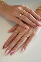 Altın Kaplama Sallantılı Yonca Yüzük