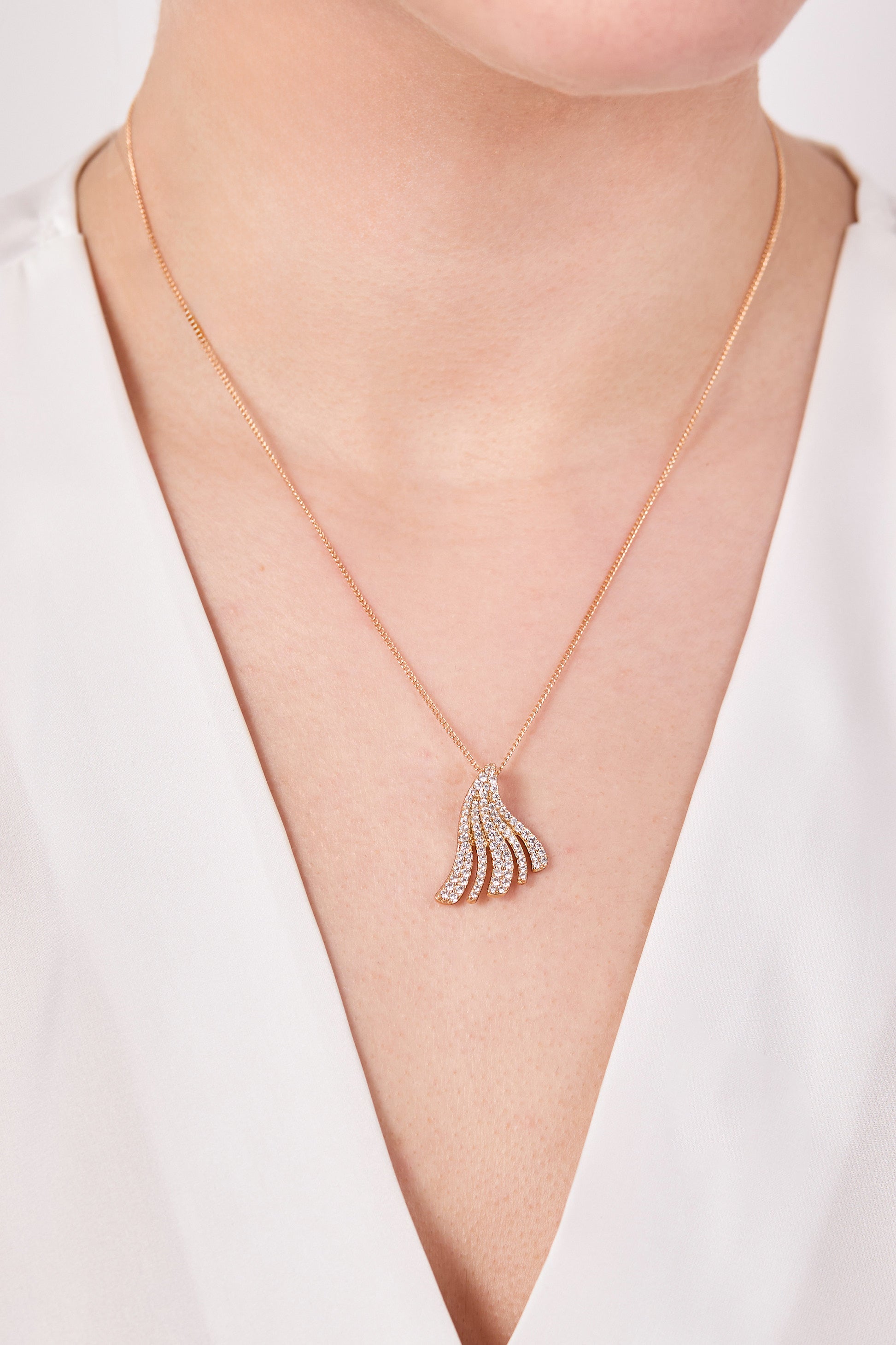 Xuping Zirkon Taşlı Yela Kolye