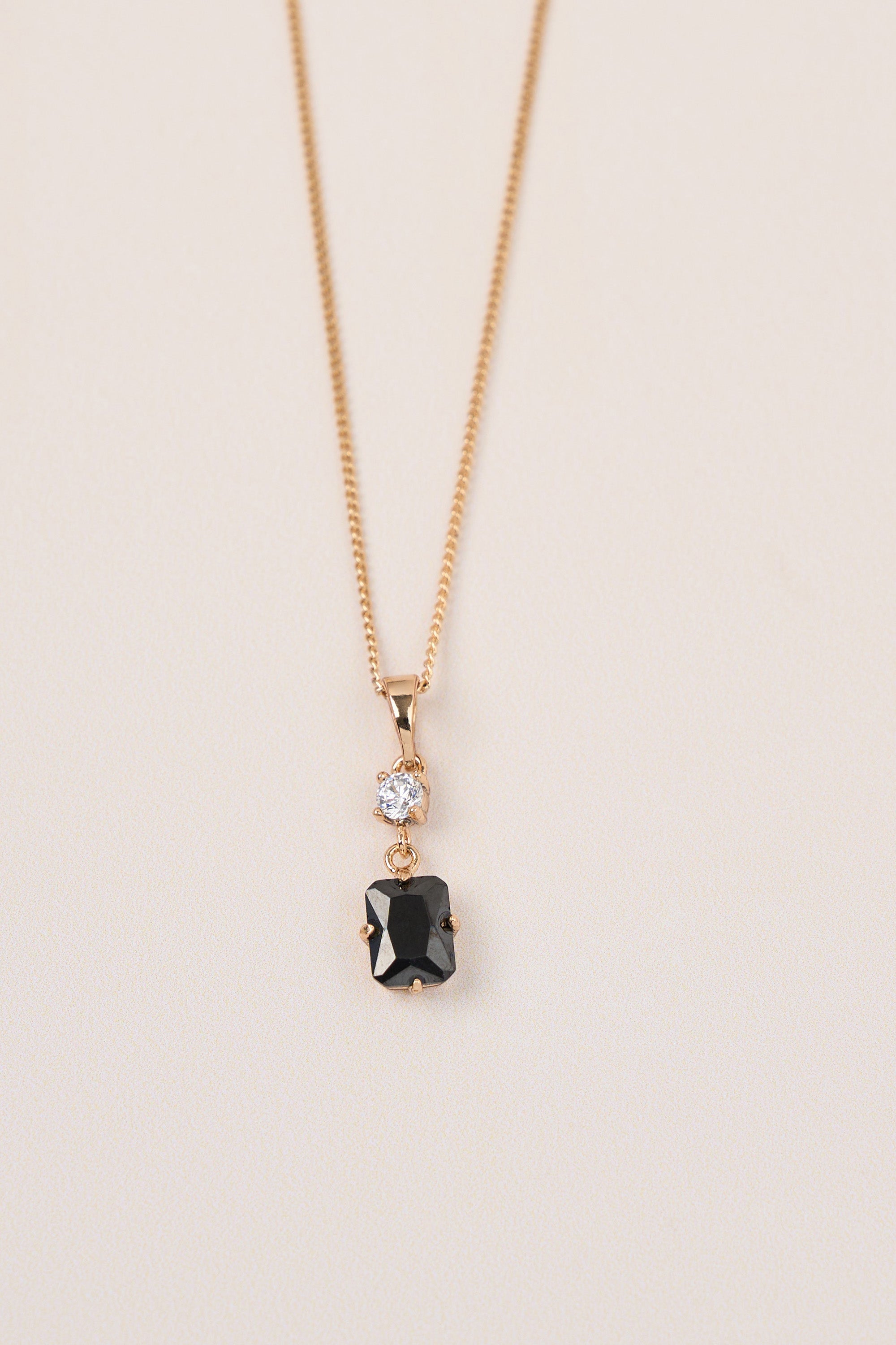 Xuping Baguette Model Diamond Stone Necklace Black