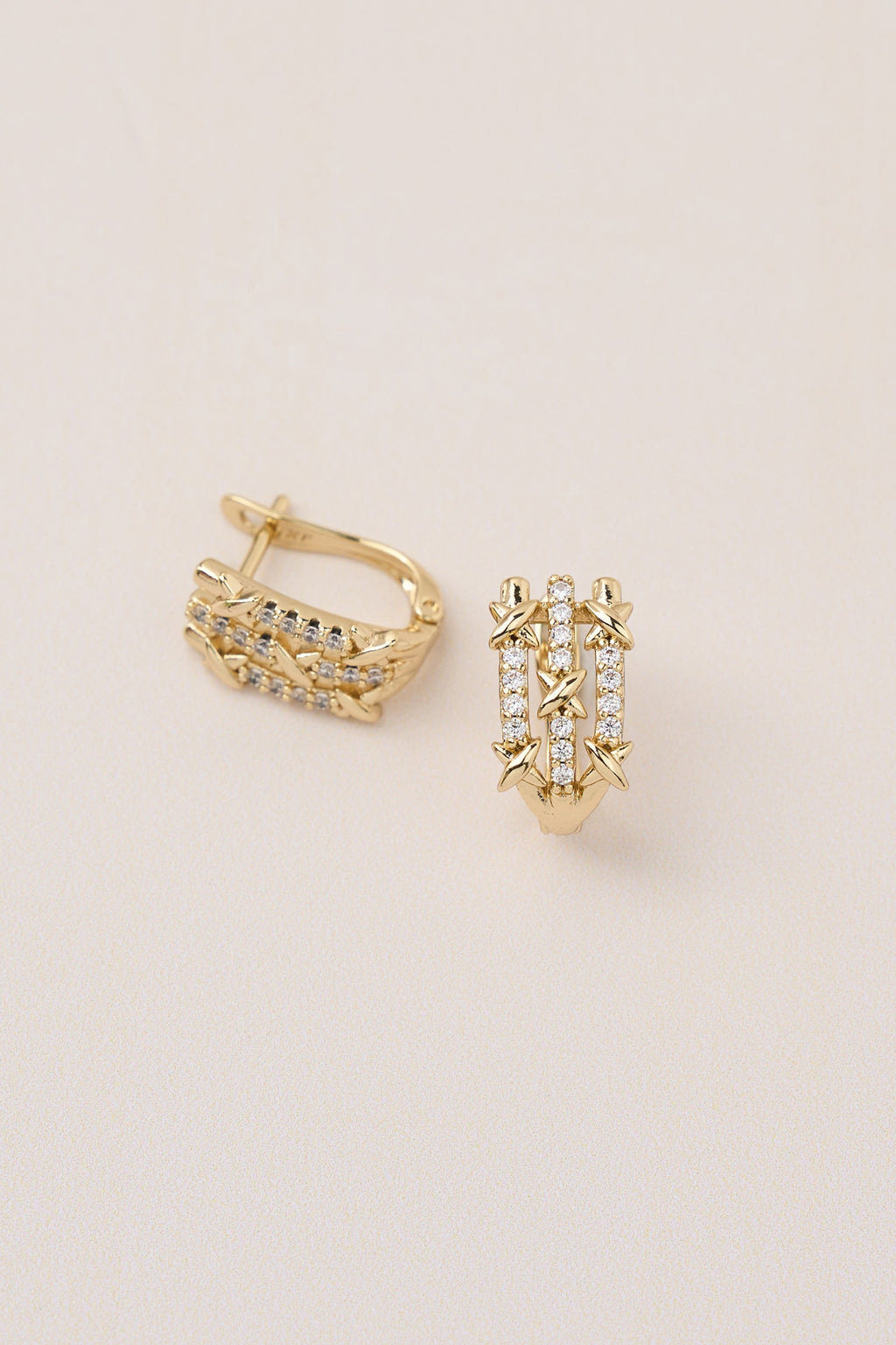 Xuping Otantik Küpe Gold