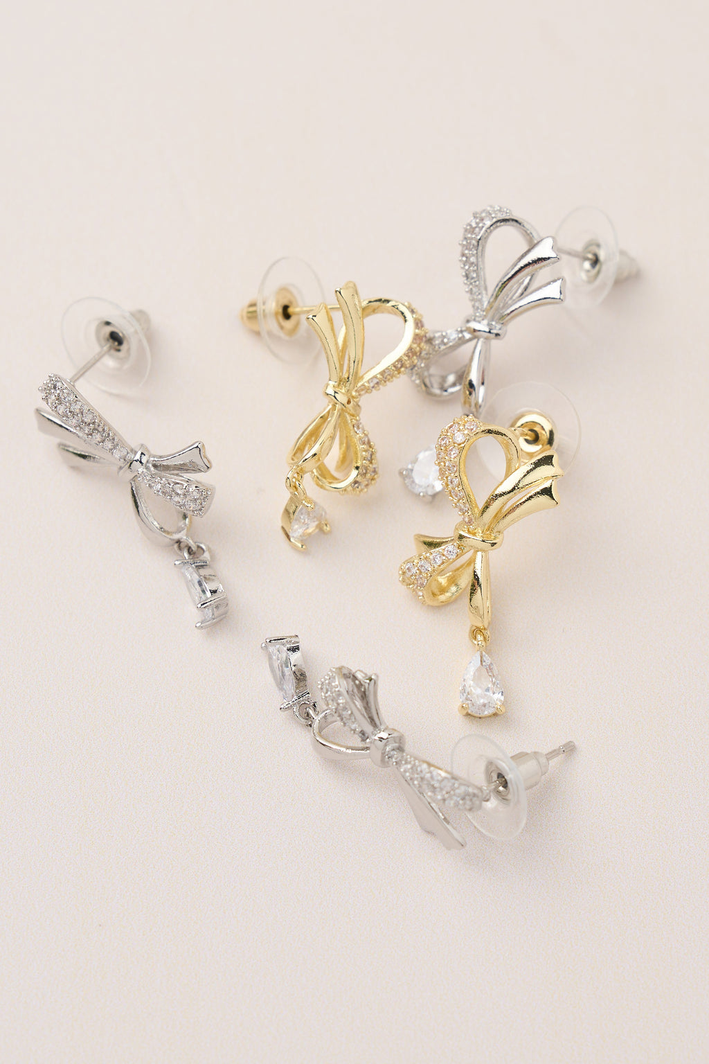 Ribbon Earring Gold