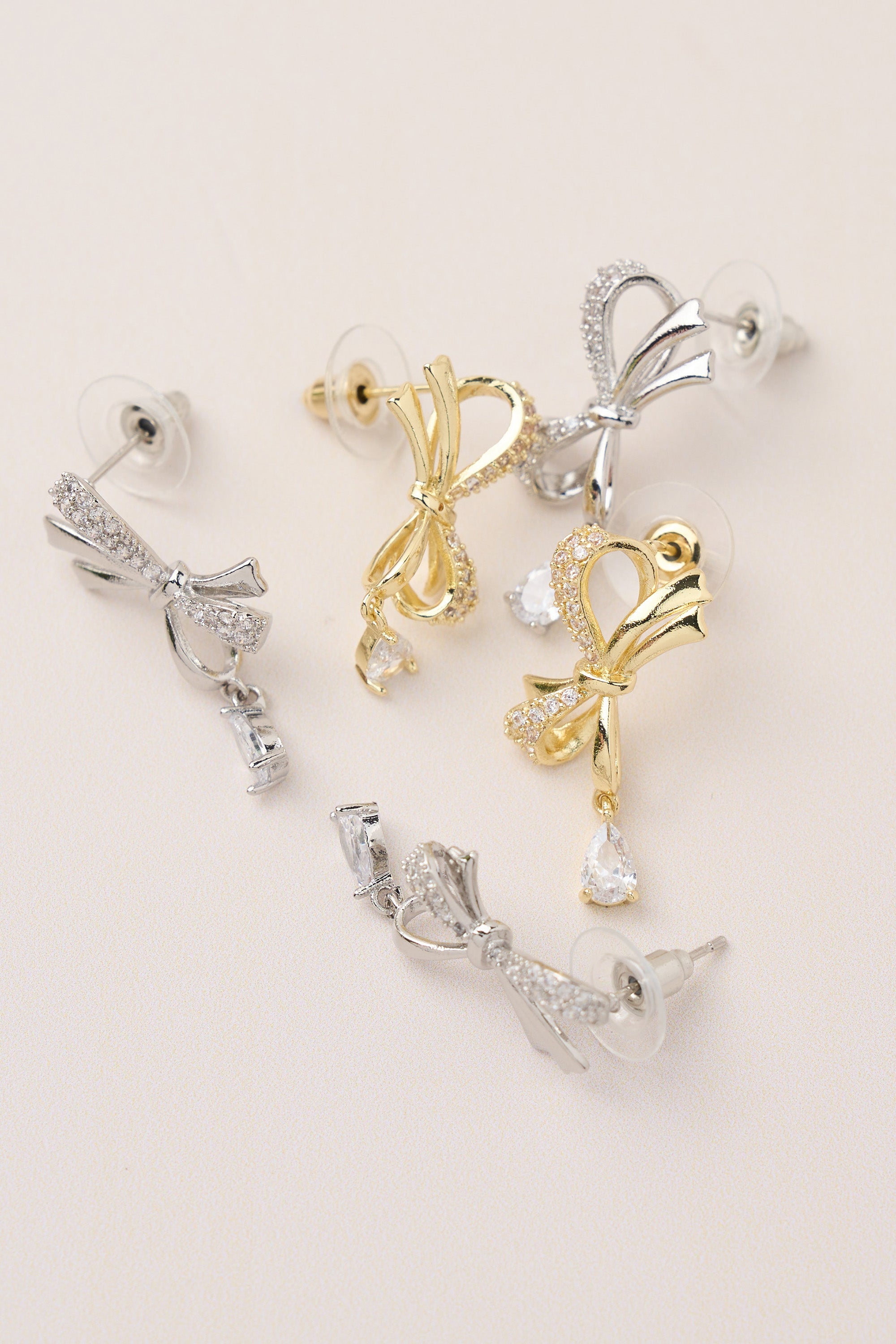 Ribbon Earring Gold