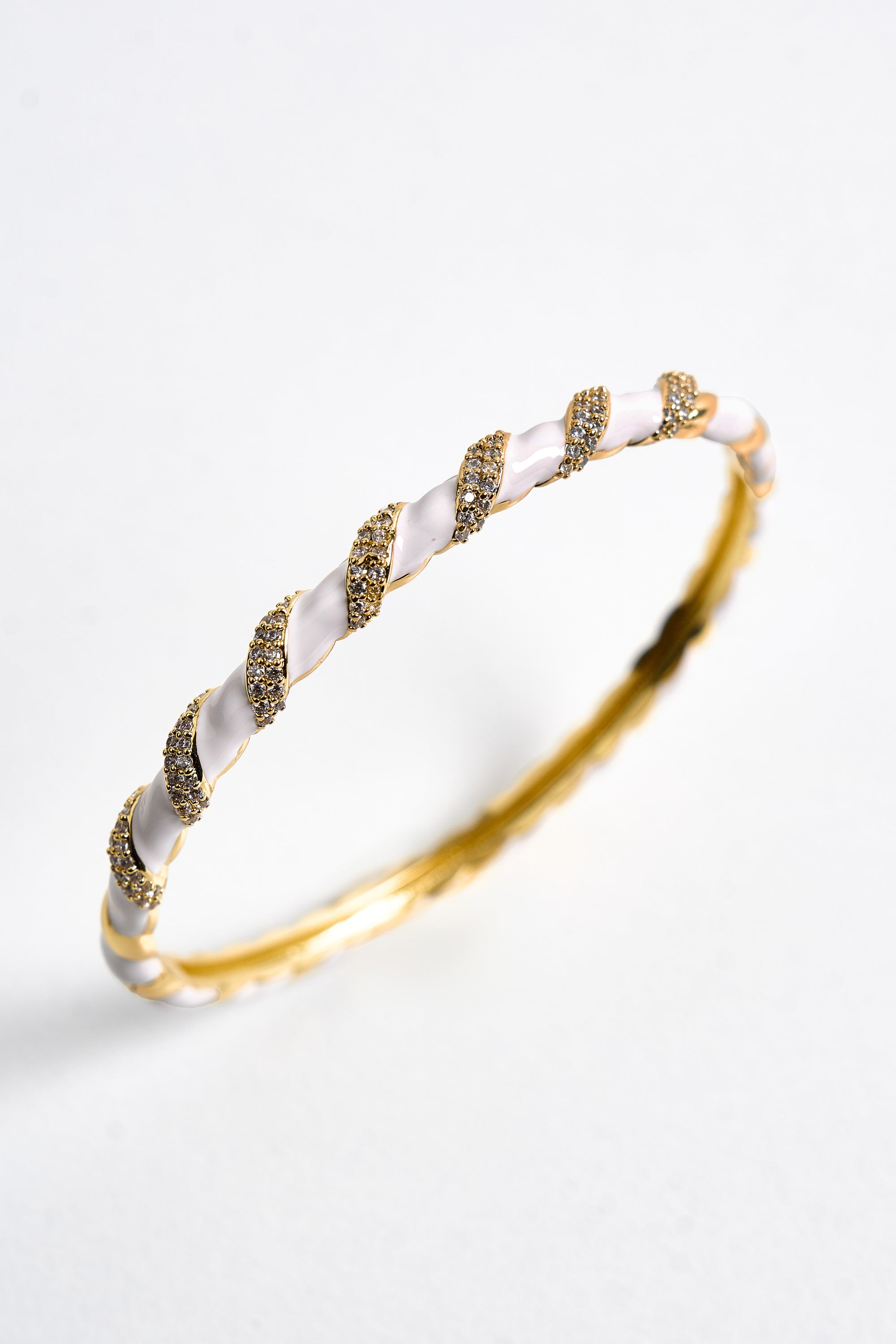 Özel Seri Twist Shine Bileklik