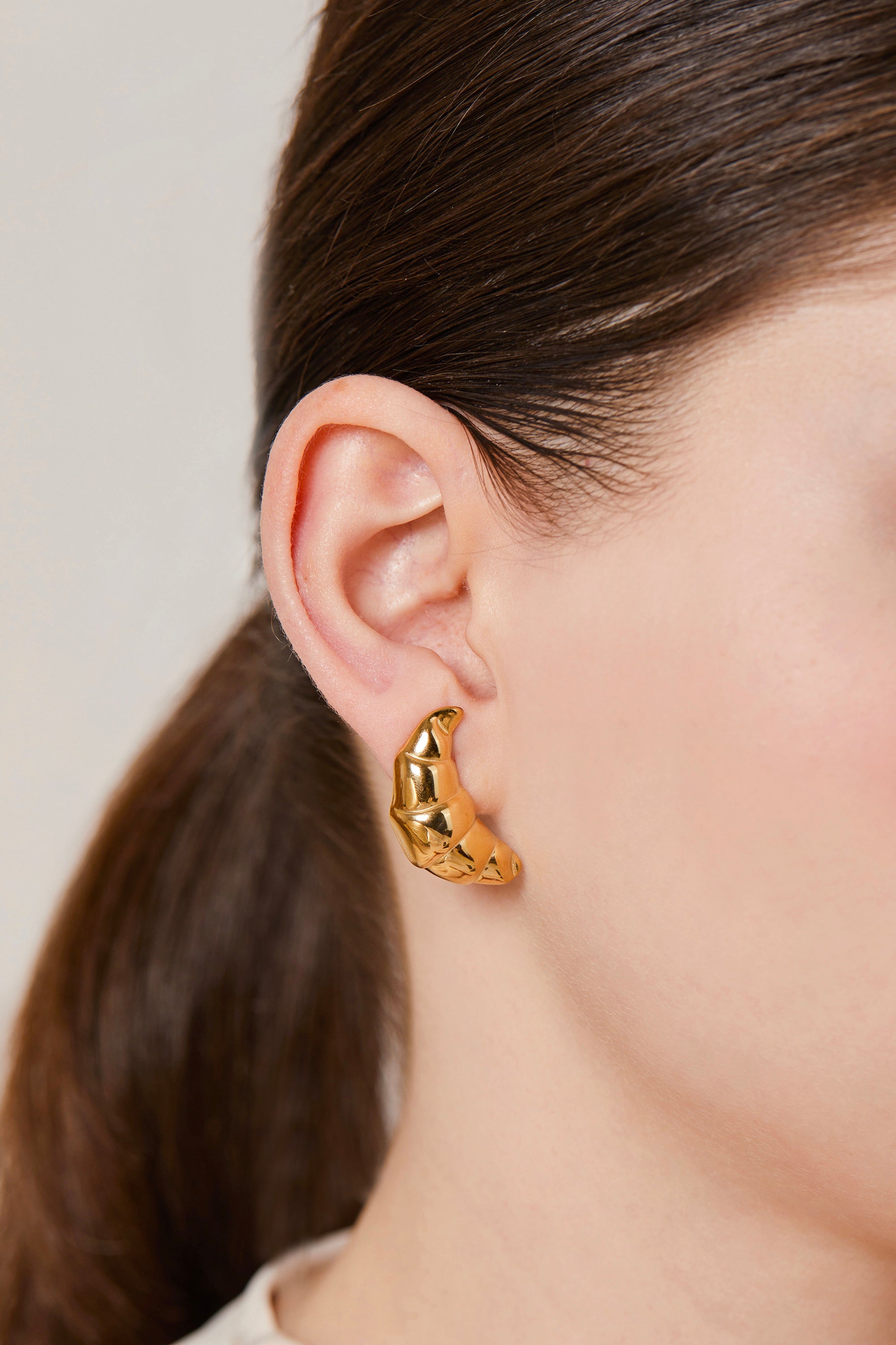 Steel Croissant Earring Gold