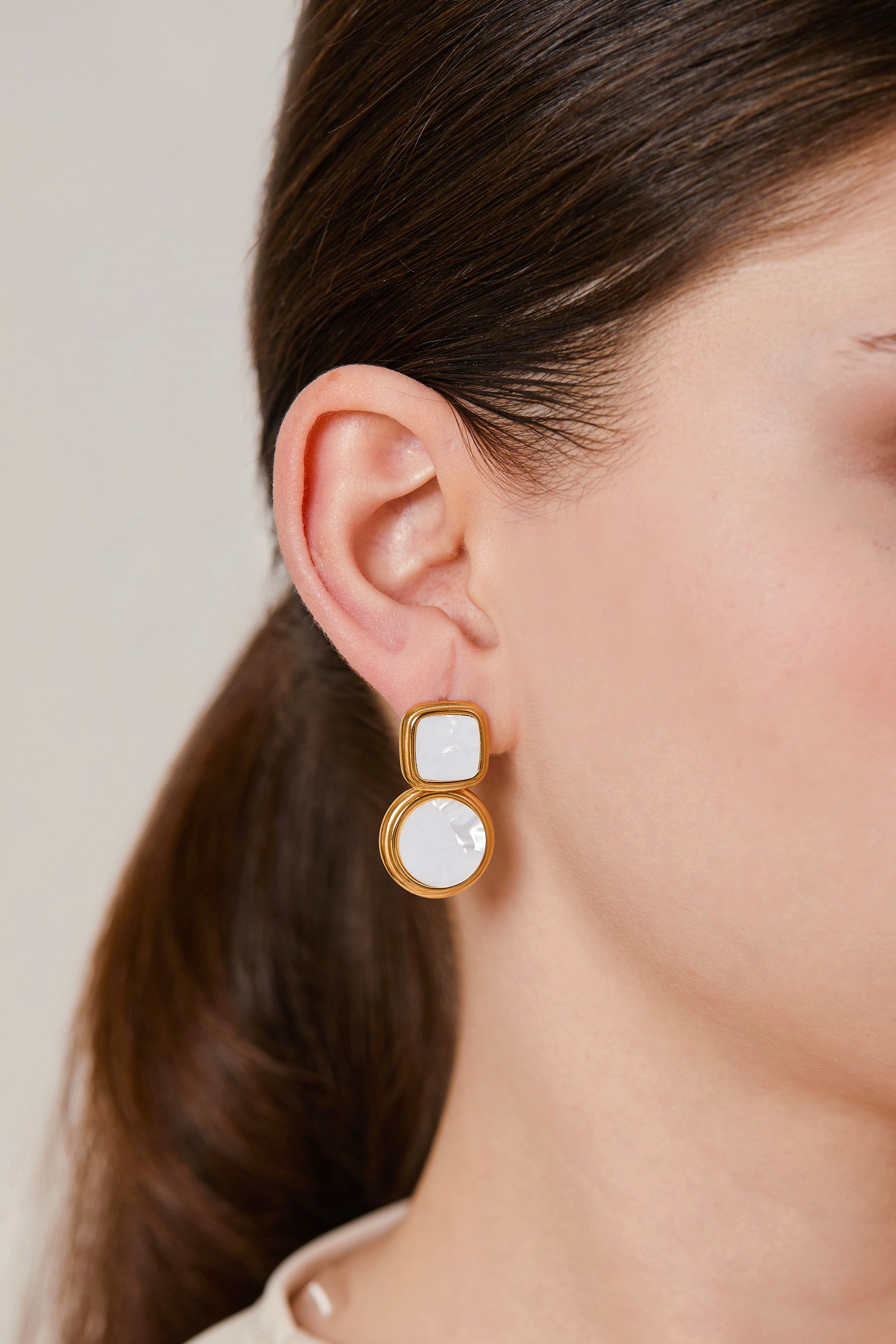 Steel Vintage Earrings White