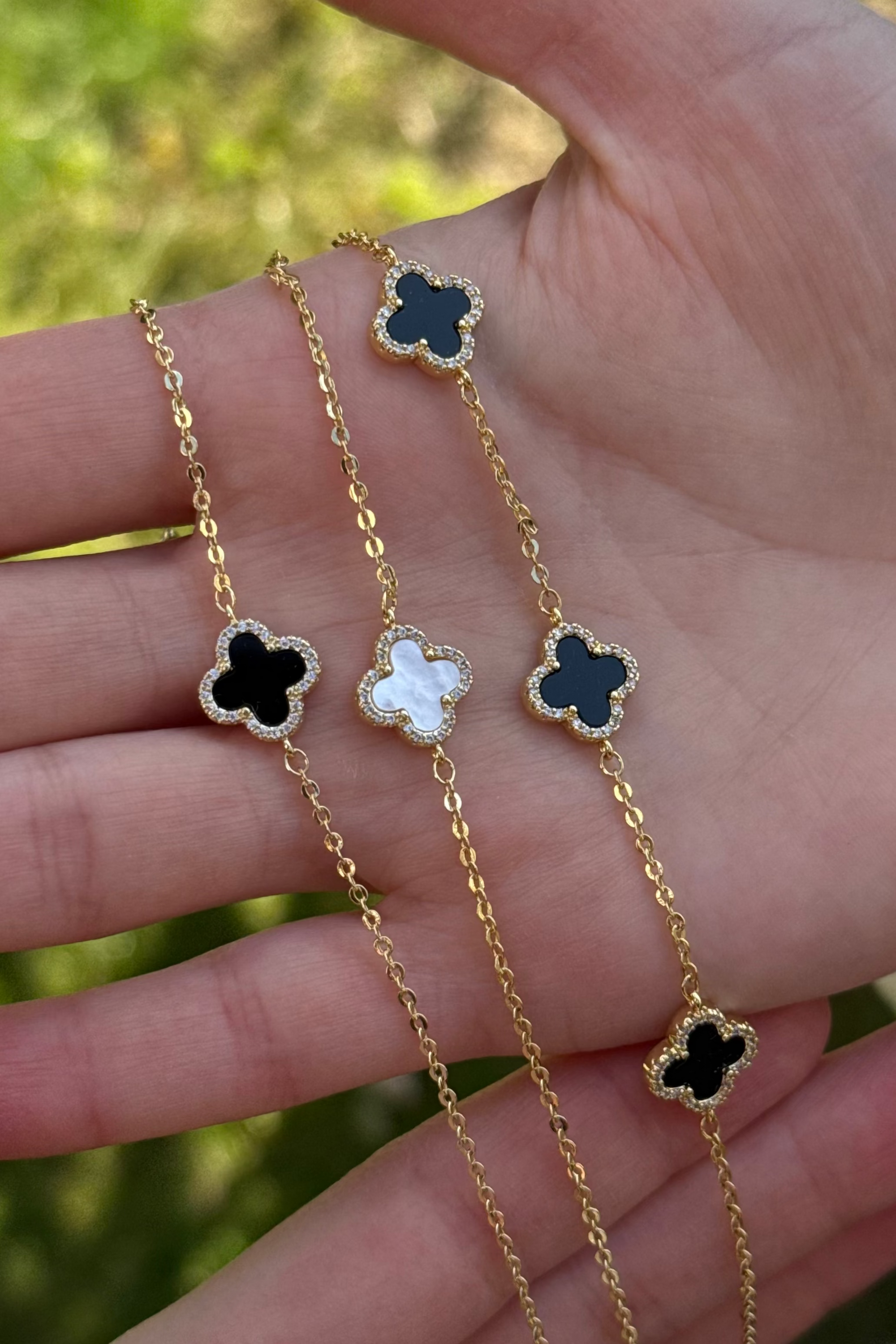 Altın Kaplama Siyah Şans Bileklik