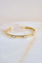 Altın Kaplama Zarif Taşlı Bileklik