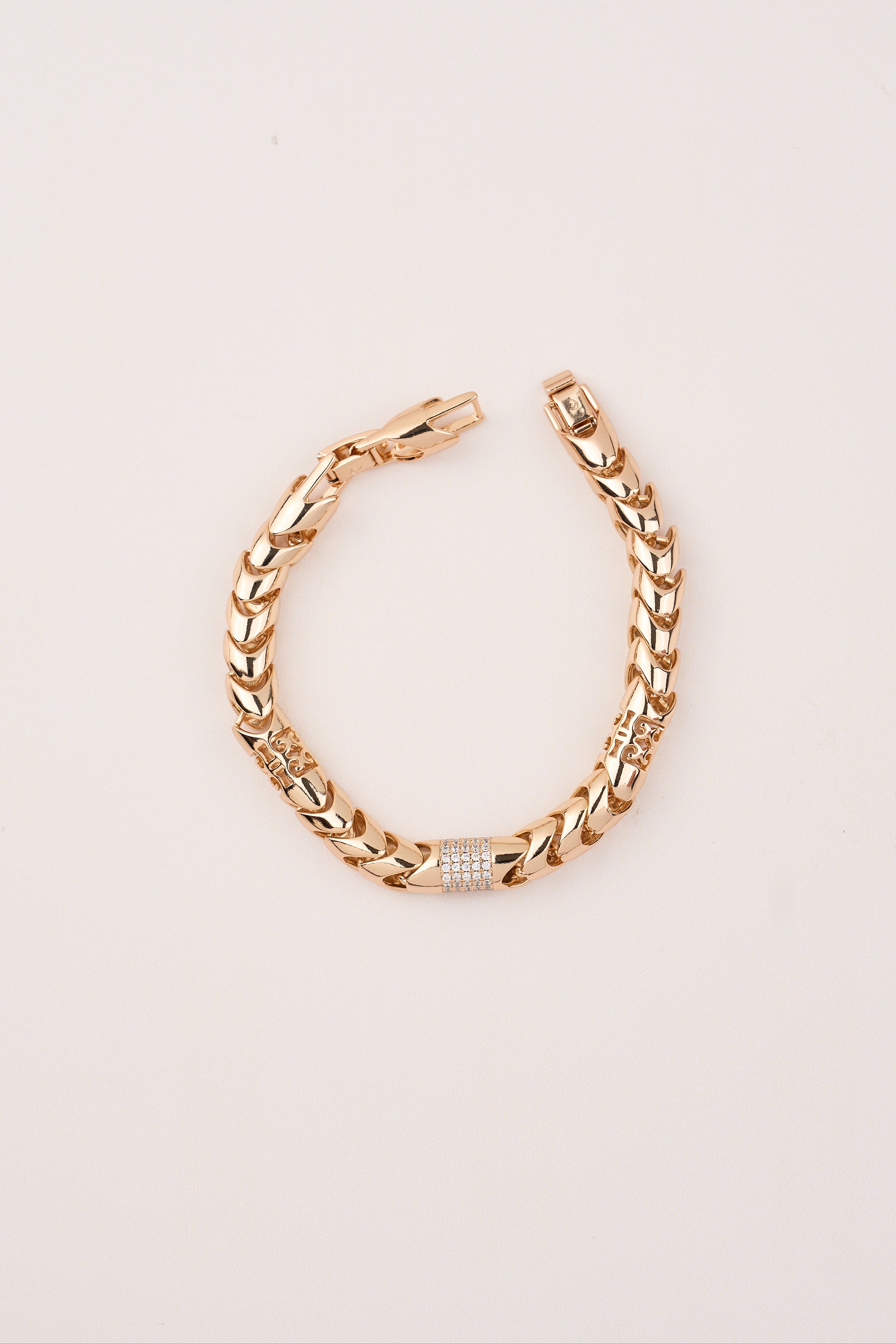 Xuping Zircon Stone Detailed Bracelet Rose