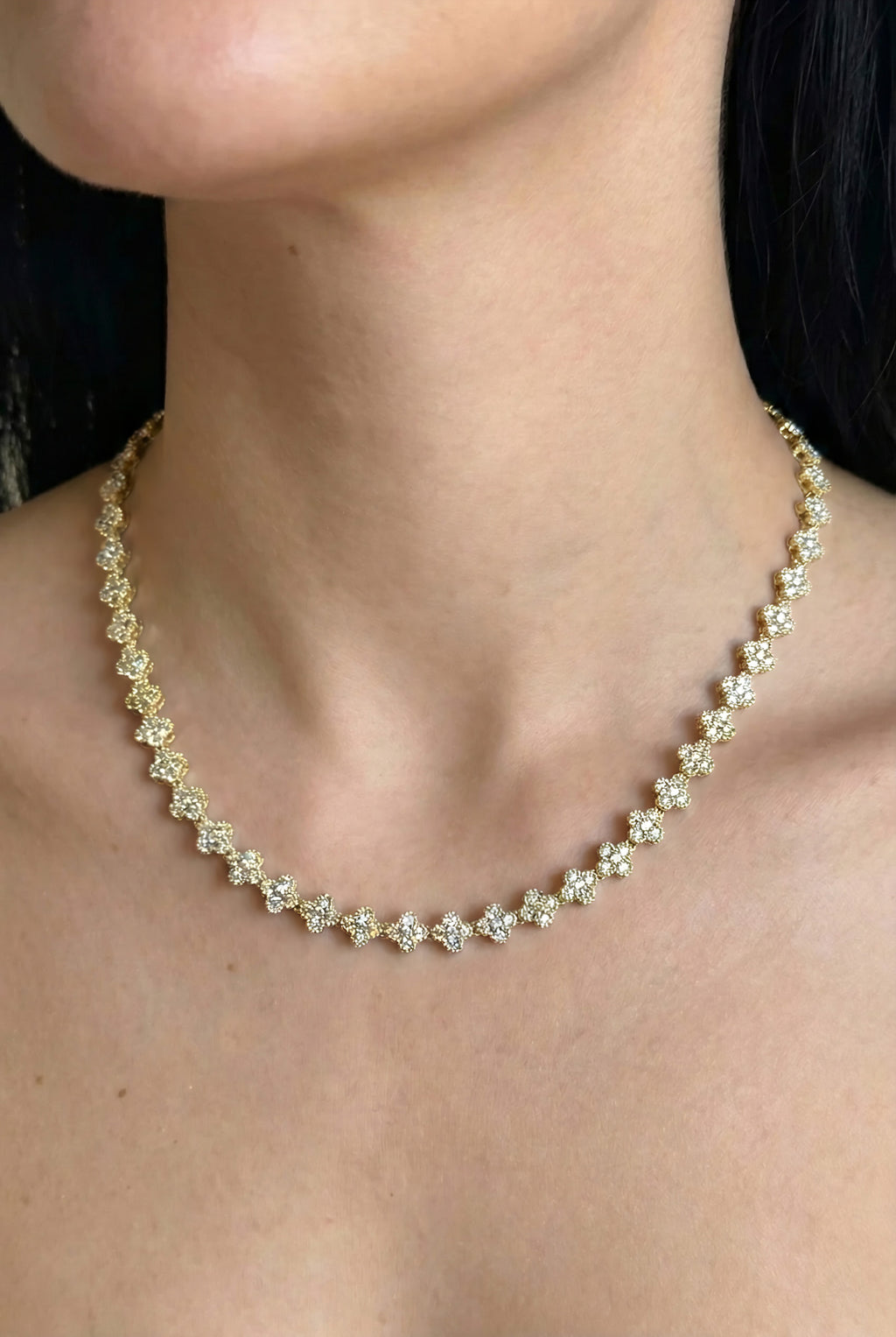 VIP Özel Seri Zirkon Taşlı Yonca Kolye Gold