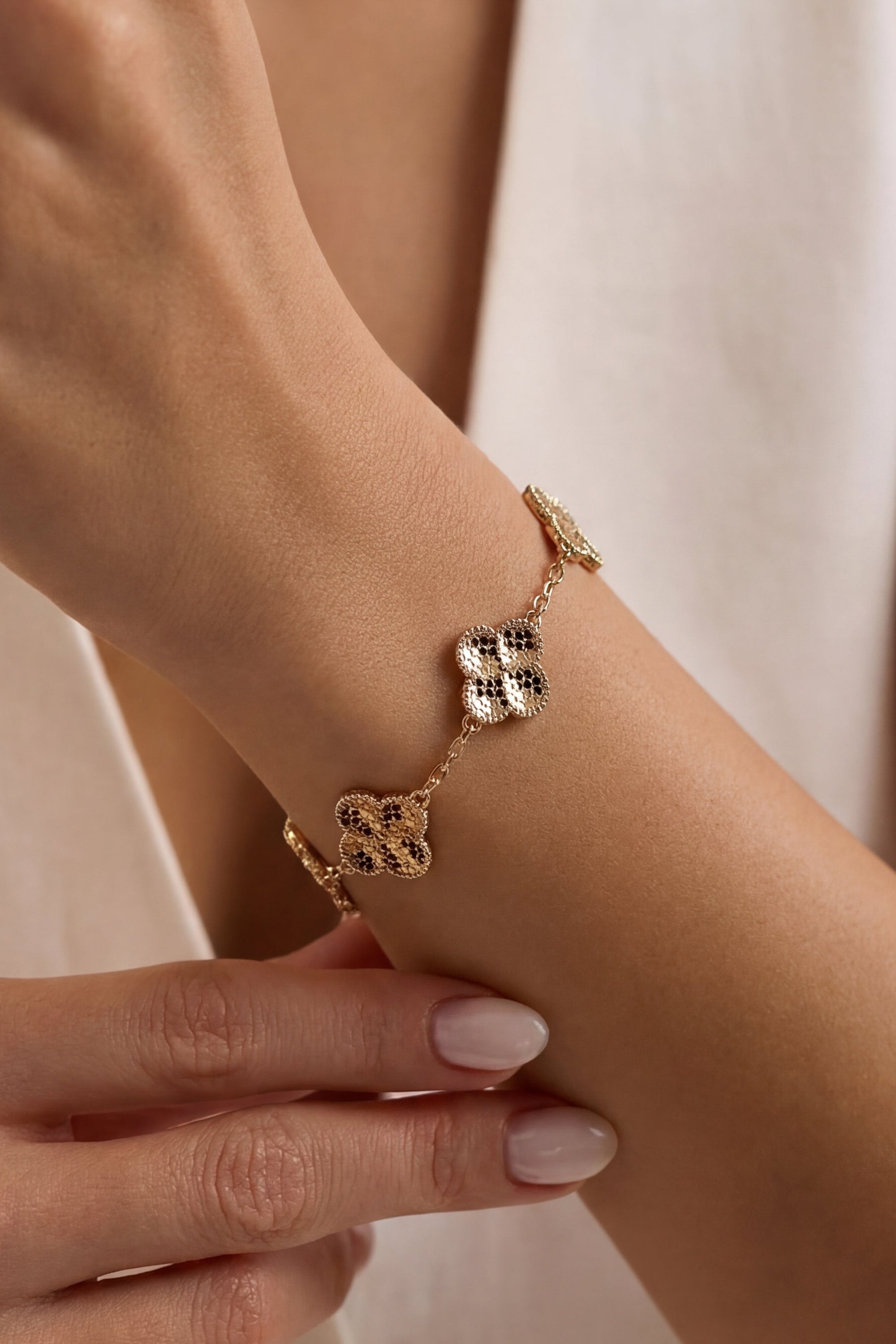 Altın Kaplama Aura Bileklik