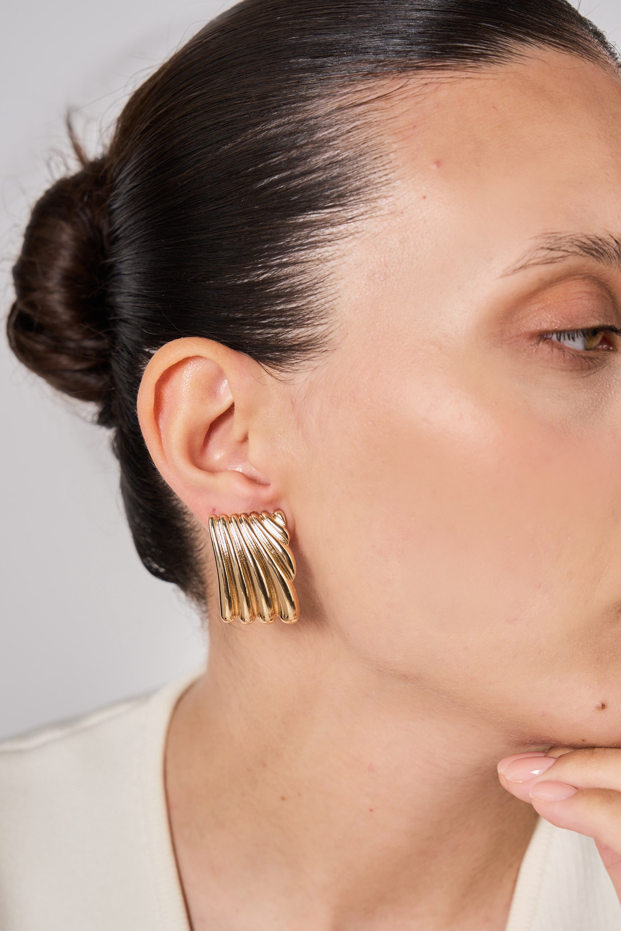 18K Altın Kaplama Line Glow Gold Küpe