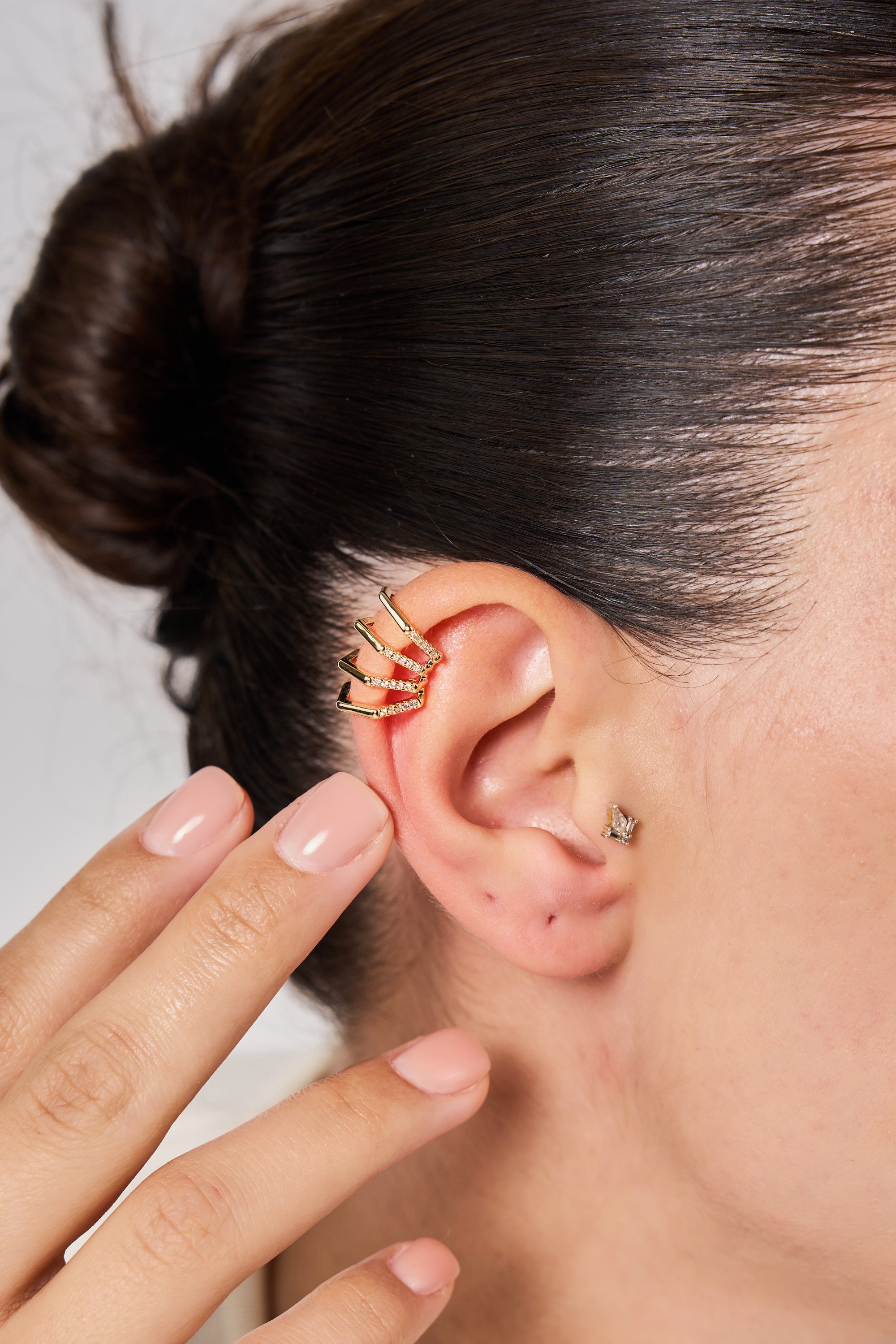 18K Altın Taşlı Earcuff Gold Küpe