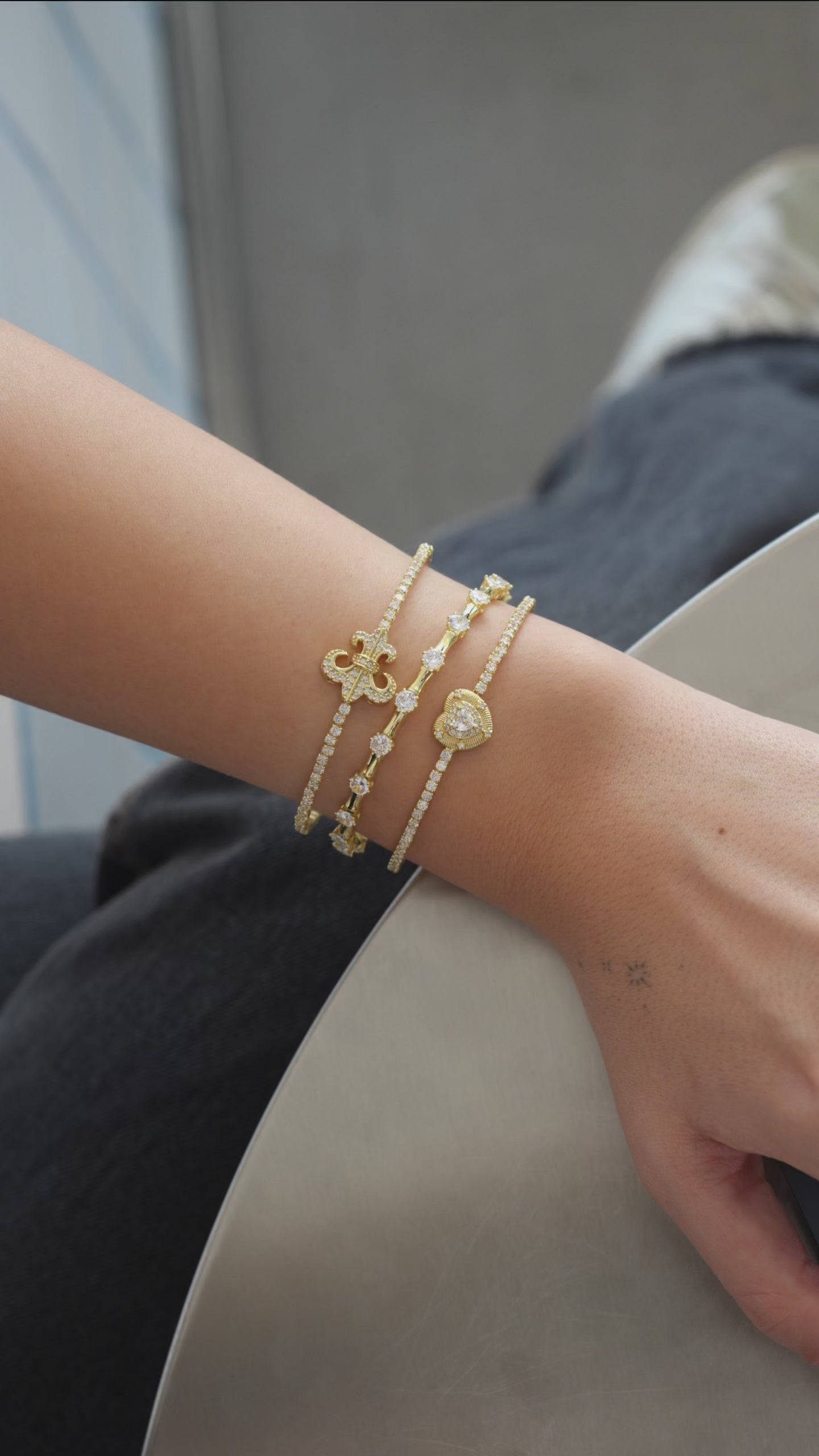 14K Altın Kaplama Parıltılı Taşlı Méa Bileklik