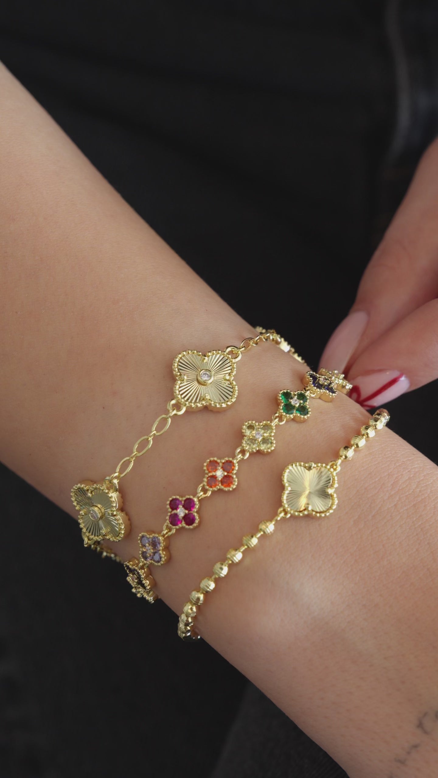 Altın Kaplama Zirkon Taşlı Renkli Yonca Bileklik