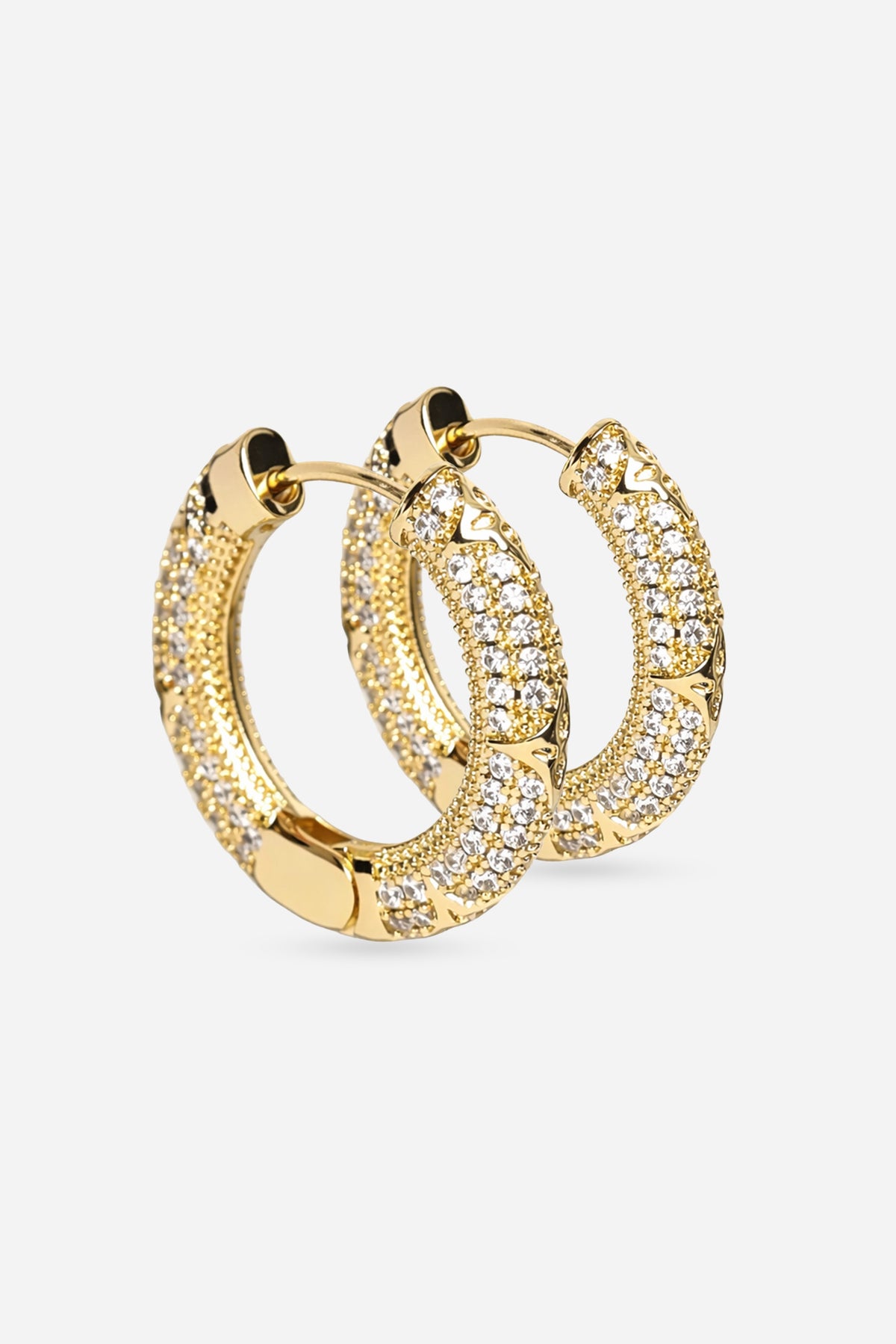 Xuping Desenli Taşlı Halka Küpe